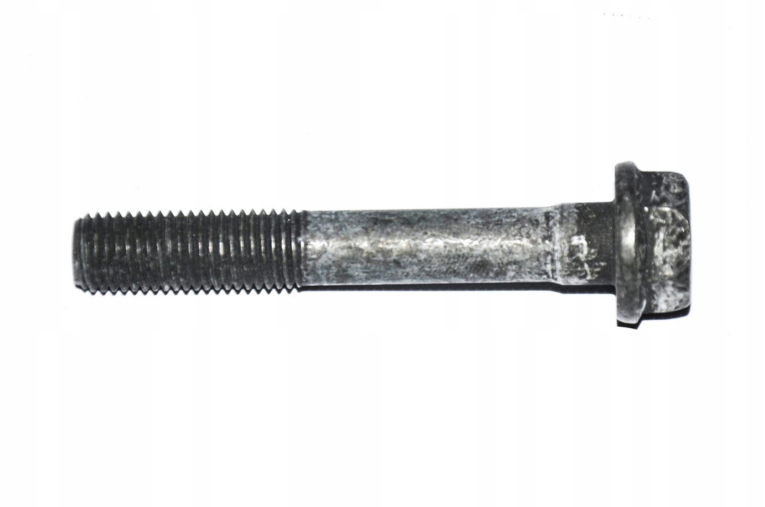 Šroub zadního kyvadla Bmw E36 E38 728 725 730 735 740 750 318 320 323 325 328