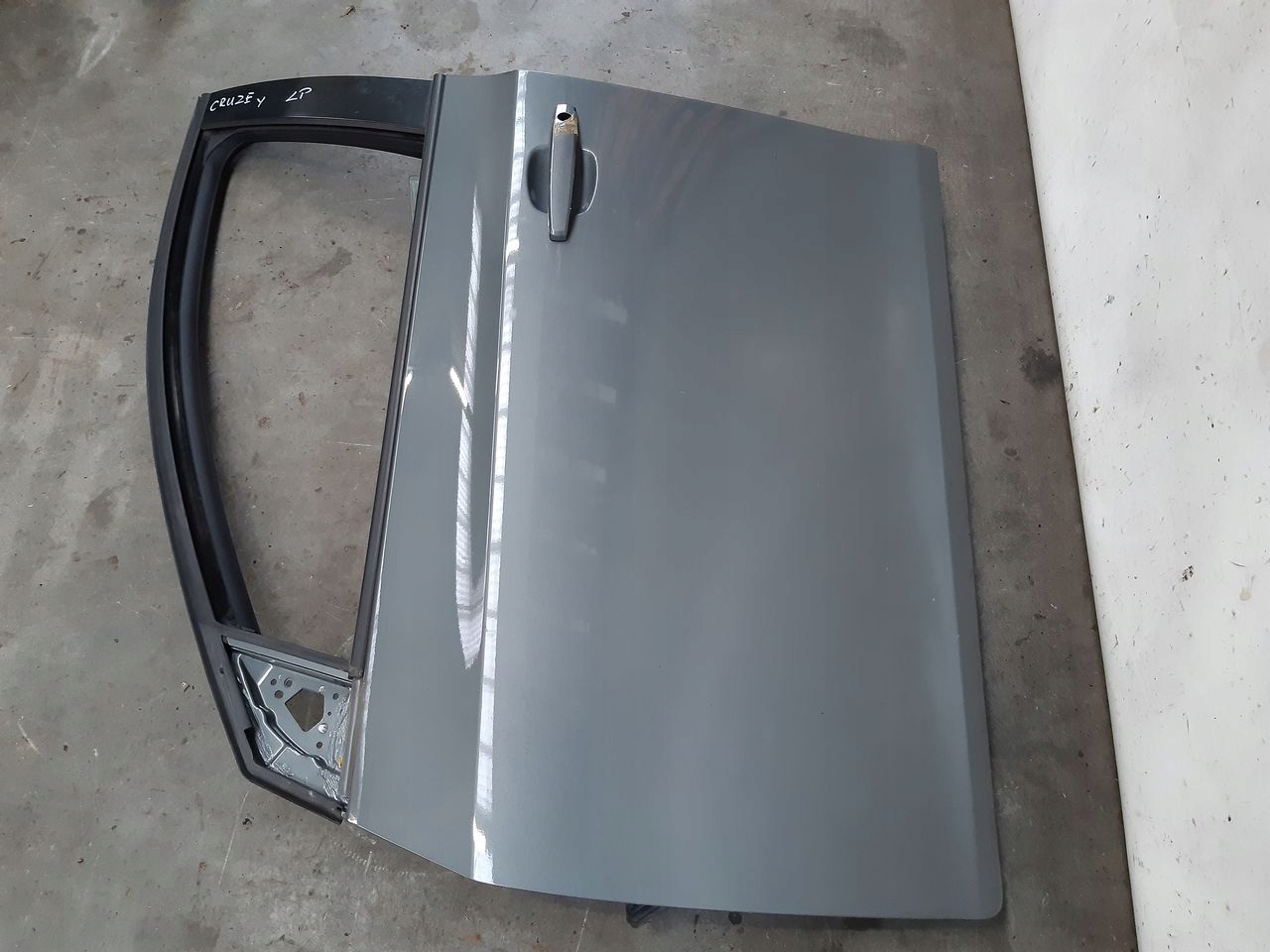 door front front left Chevrolet Cruze 1,6 16V GCV sedan