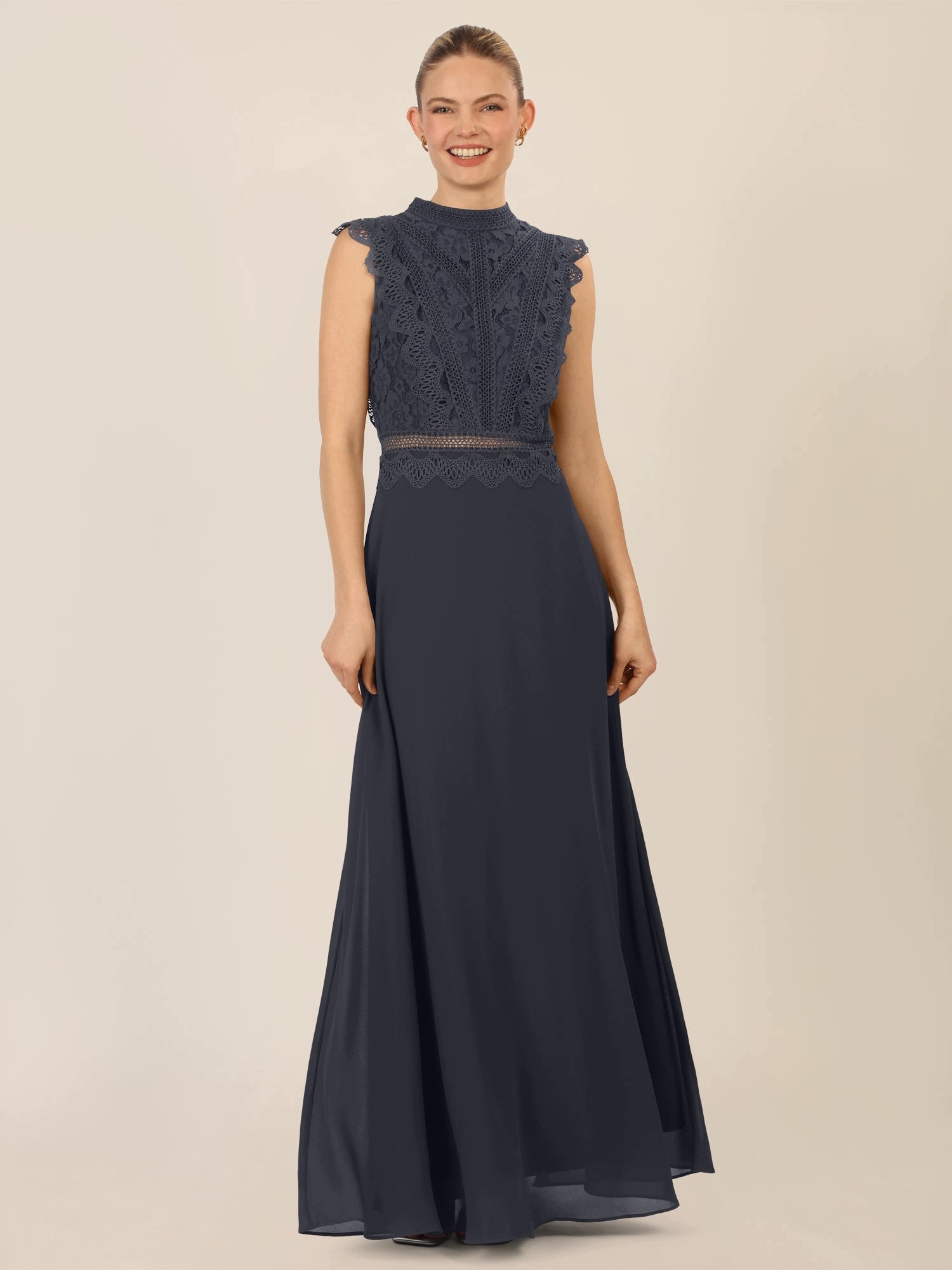 Apart Fashion Černé Šaty S Krajkou Maxi 42 7FA
