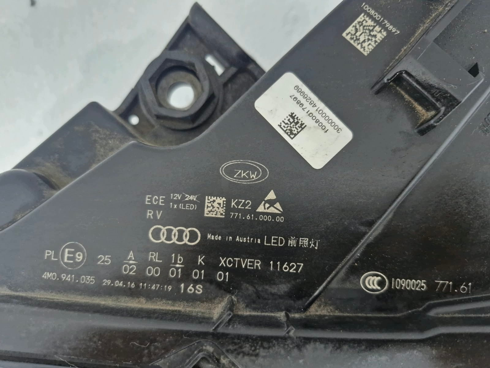 Licht links Audi Q7 4M FULL LED Matrix