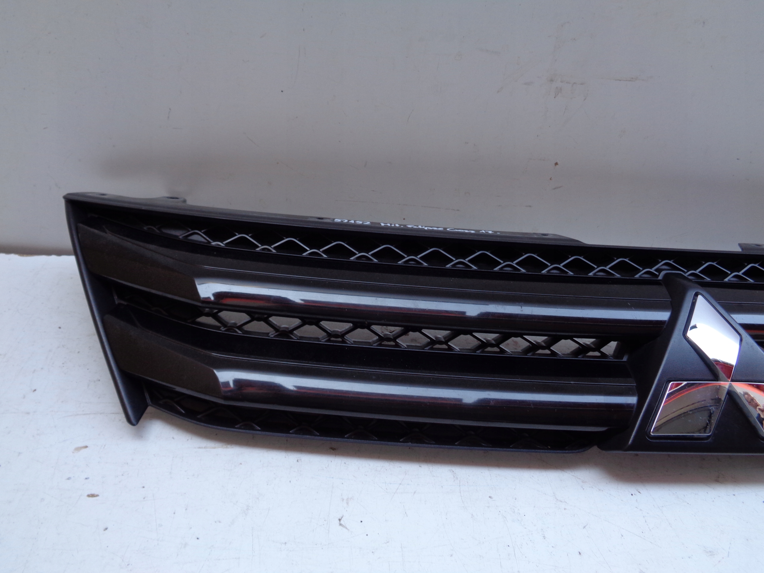 Grille MITSUBISHI ECLIPSE CROSS 17-21 NR 52152