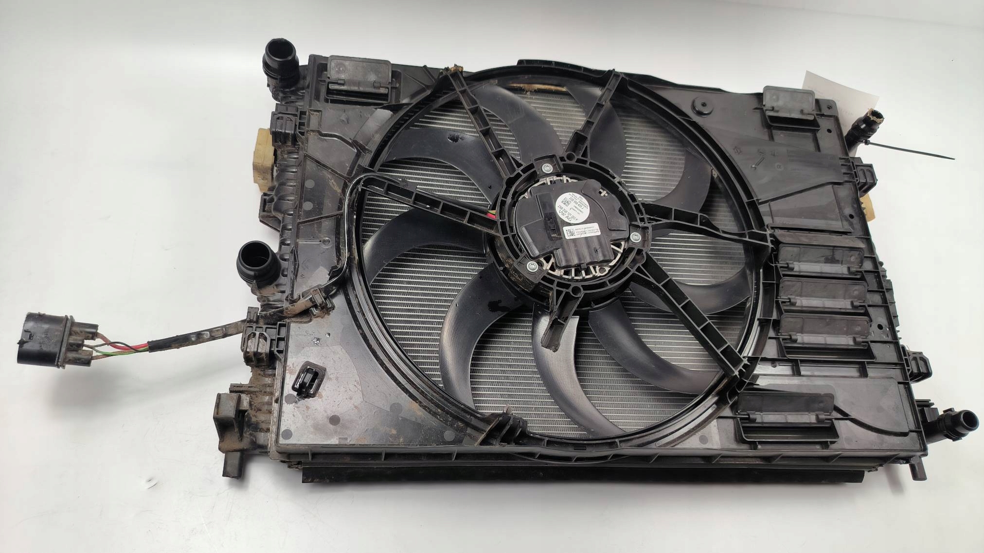 KOMPLET chladiče ventilátor 1.5 TSI VW TAIGO