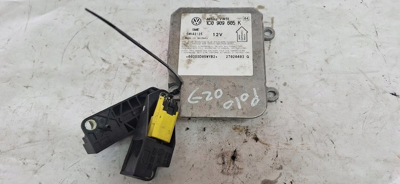 SENSOR de choc BOCZNEGO VW POLO 6Q0909606 KPL