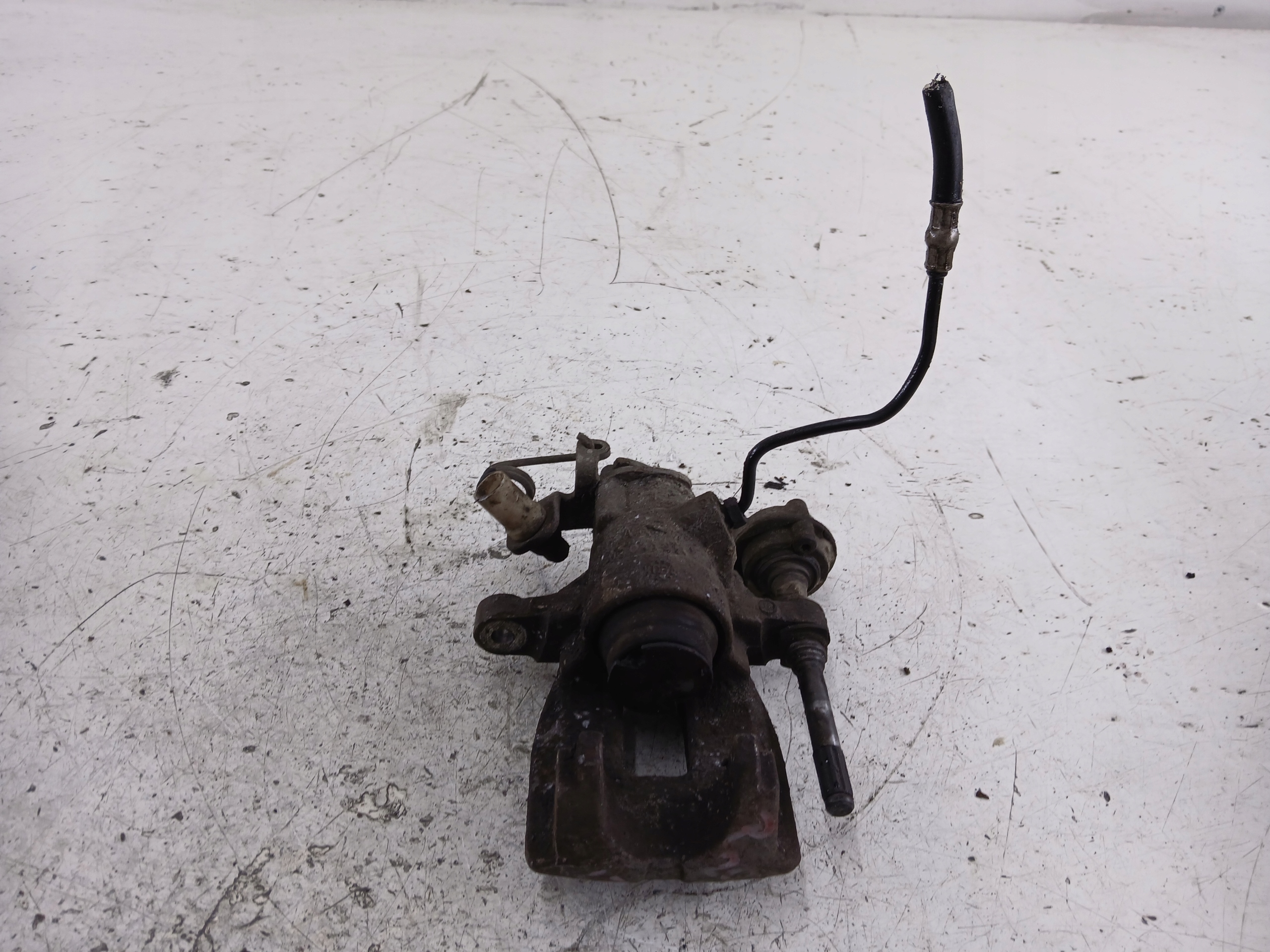 PEUGEOT 207 CC caliper brake left rear part