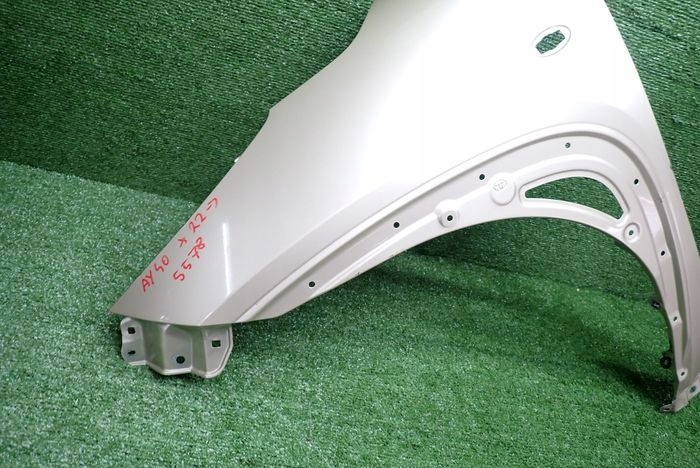 TOYOTA AYGO X 22- fender left front front