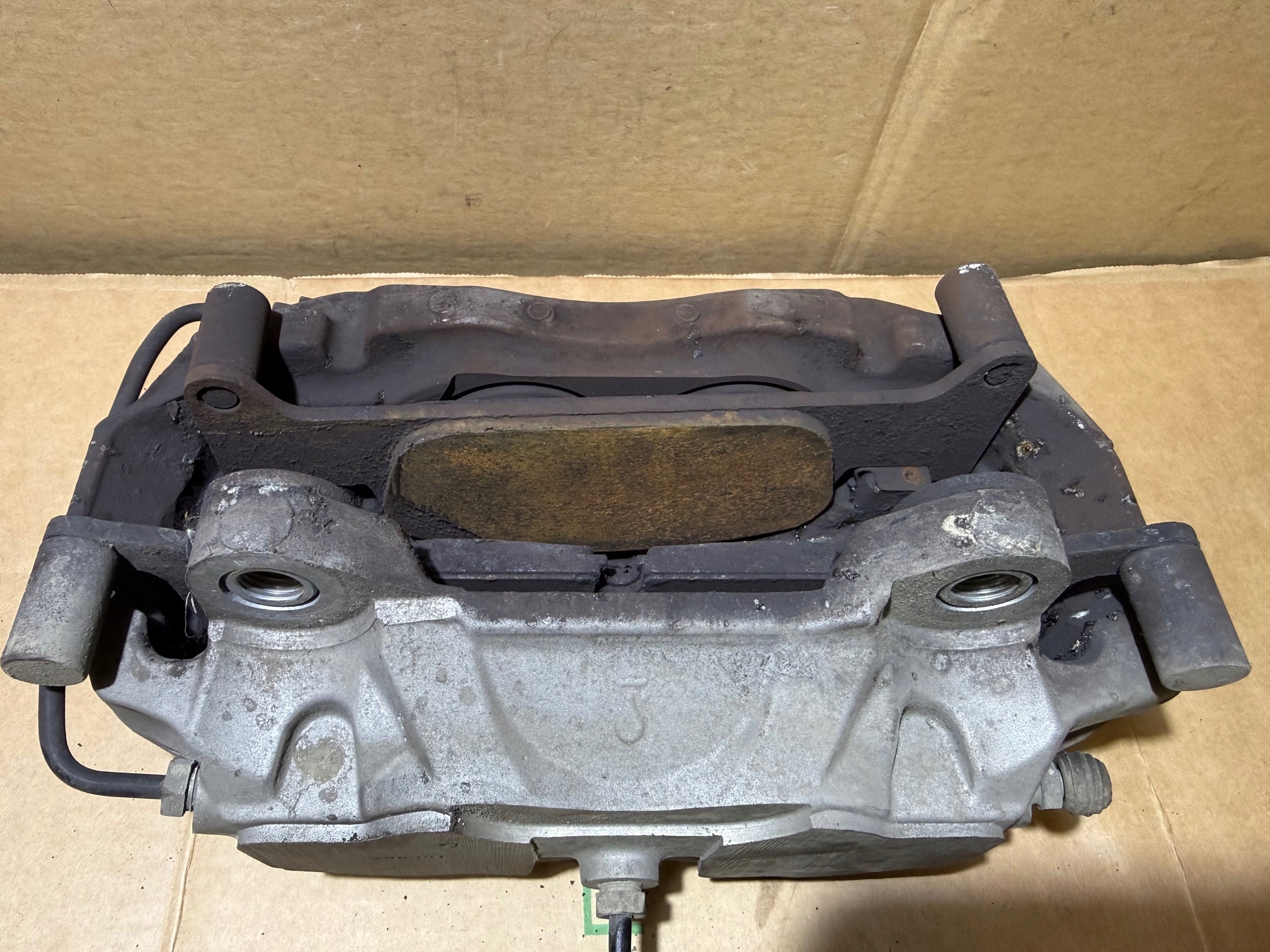 AUDI A6 C8 2.0 TDI caliper brake right front front 318MM 4K06AC
