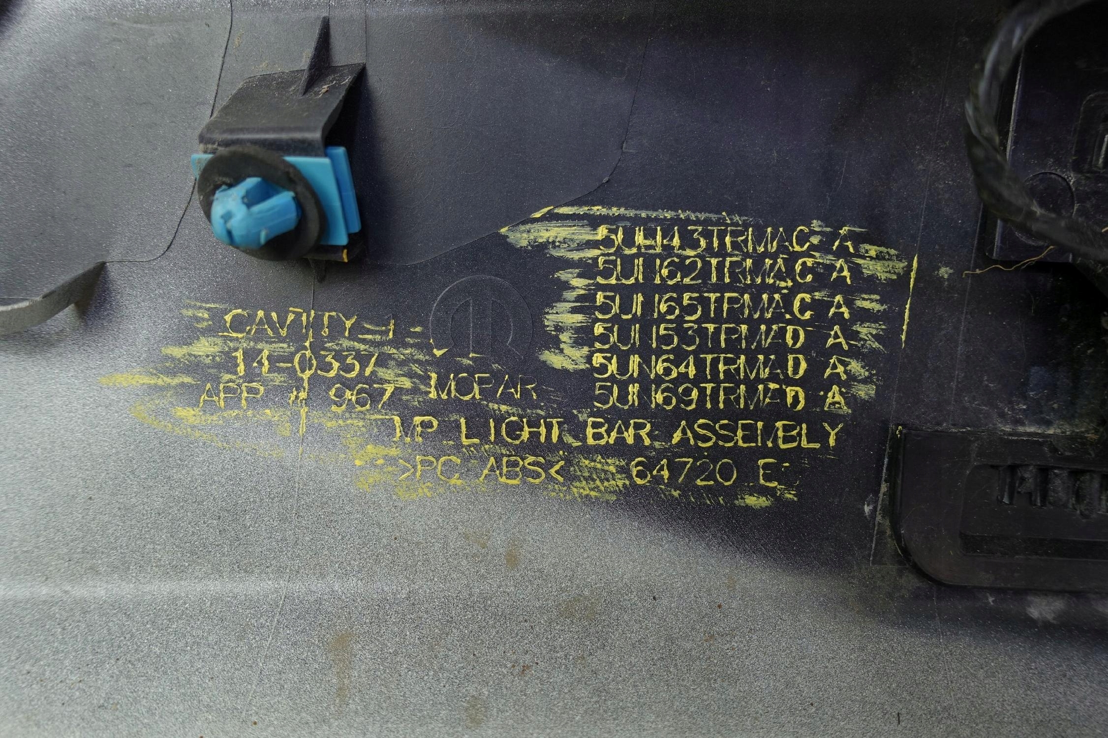 moulding cap bonnet rear part JEEP COMPASS 2017