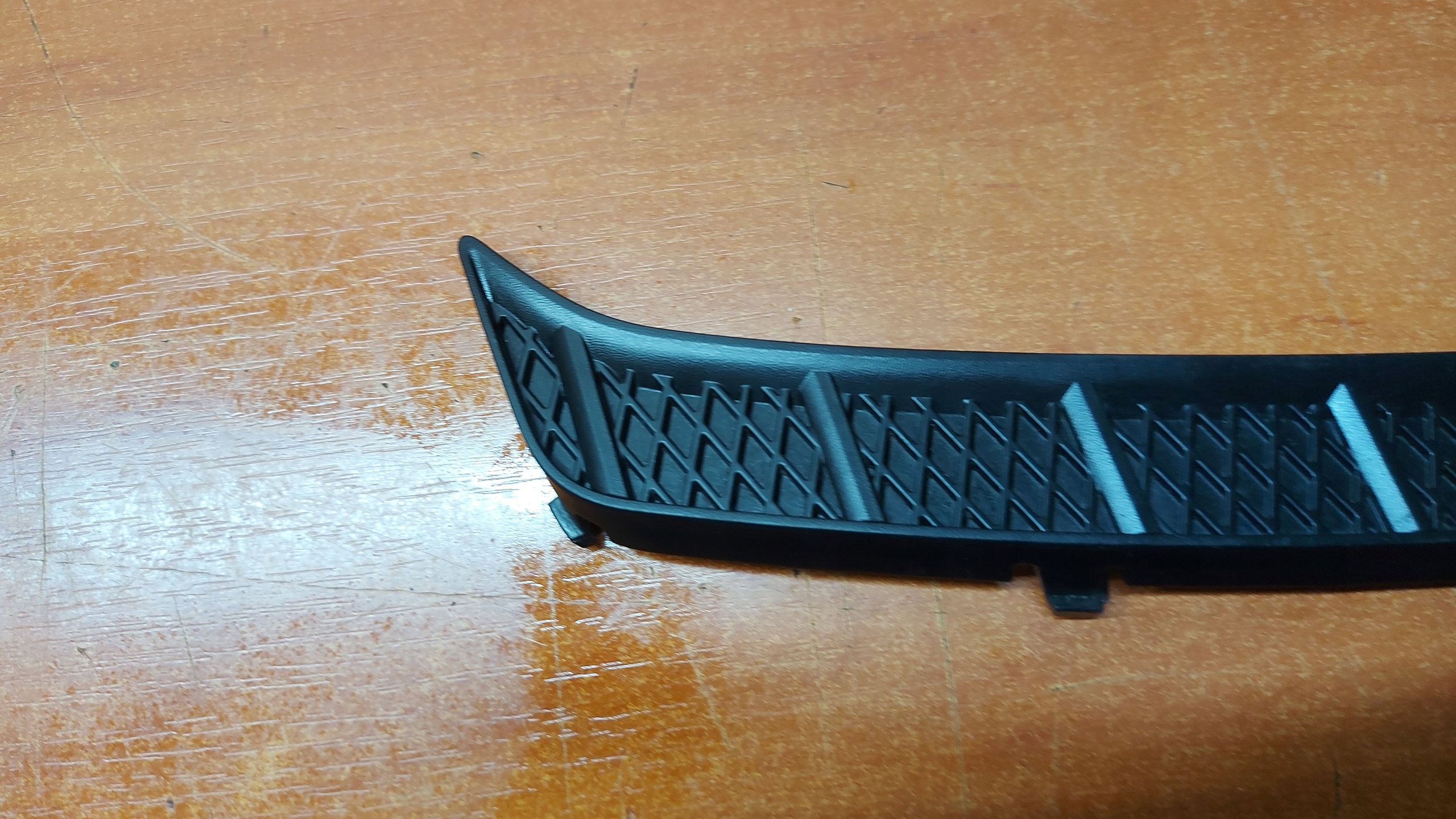 moulding of a bumper right right front front SUBARU FORESTER 13-18