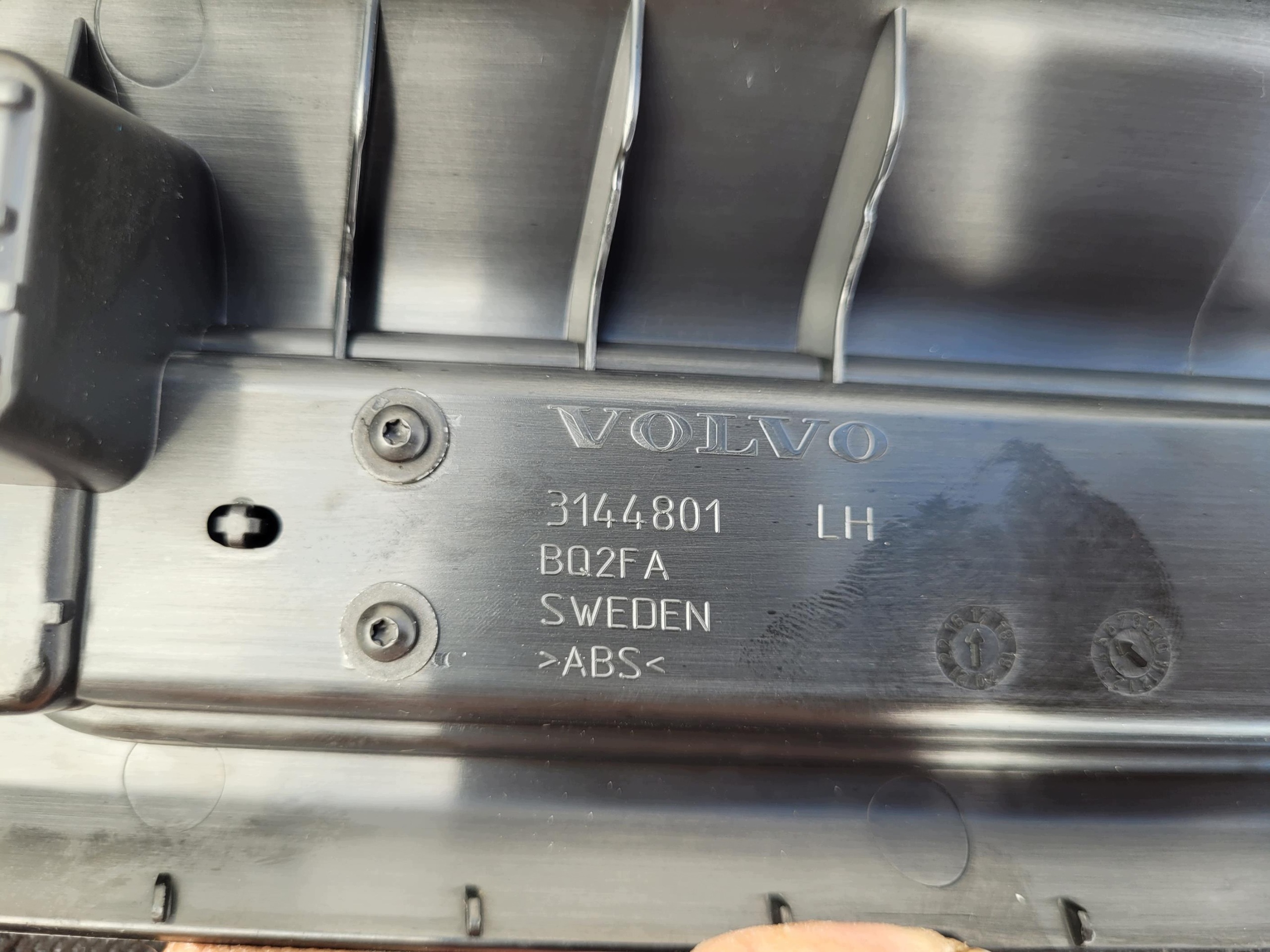 moulding cap of the threshold left 3144801 VOLVO XC60 II