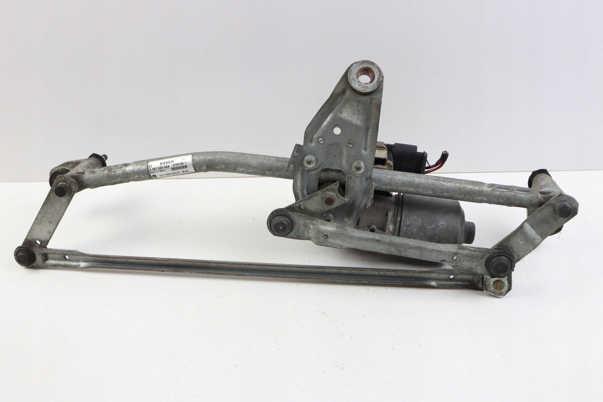 VW PASSAT B5 wiper mechanism front 3C1955023D 3C1955119A