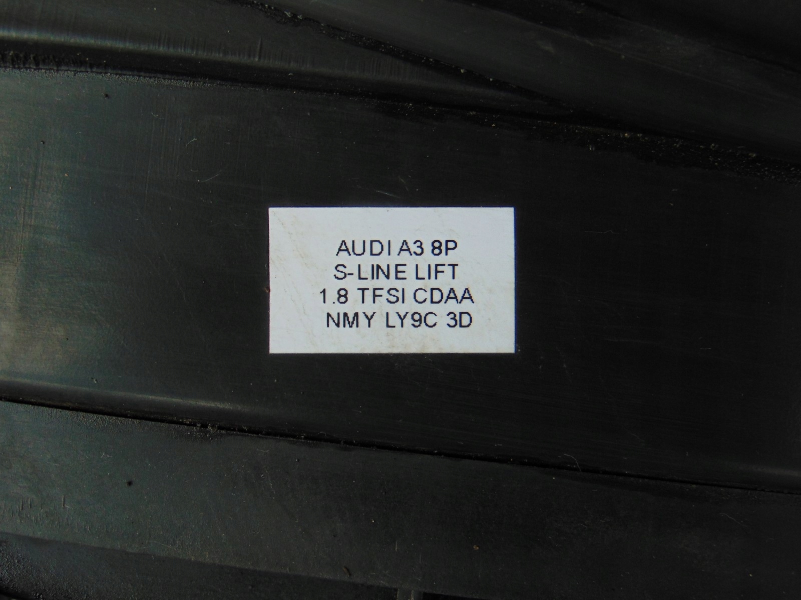 support panel for radiators radiator AUDI A3 8P LIFT 1.8 TFSI 2.0 TSI MANUAL