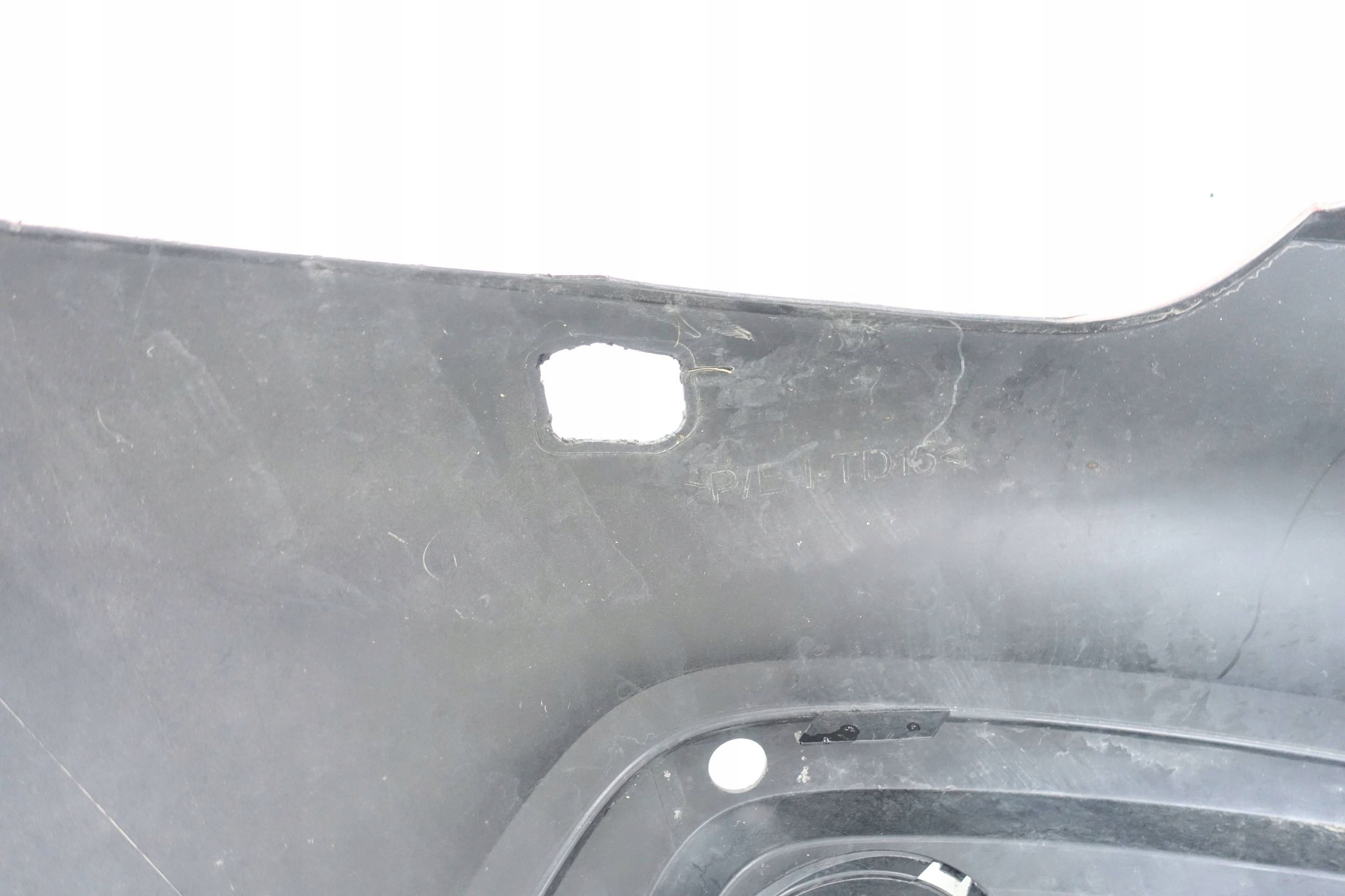 RENAULT KADJAR 2015- ZDERZAK PRZÓD PRZEDNI 620220343R Powierzchnia malowana