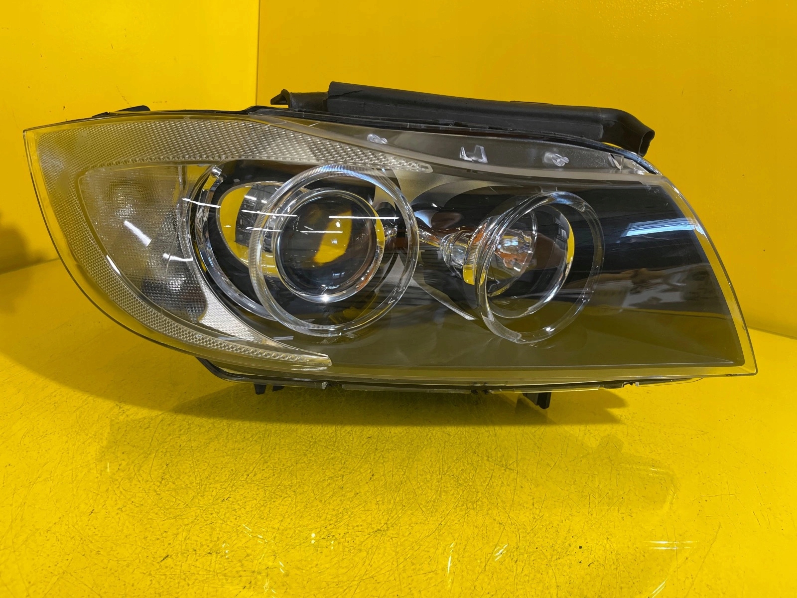 light right Bmw 3 E90 E91 05-08 Bi-Xenon