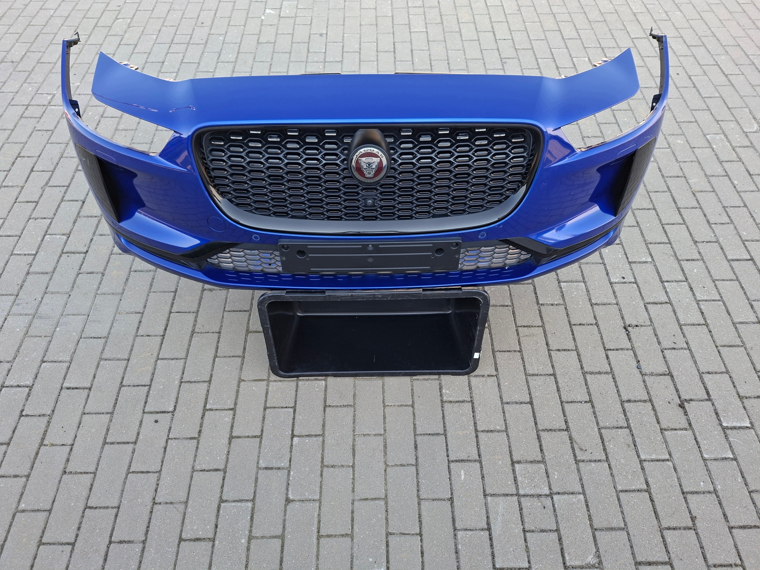bumper front front complete PDC LED RADAR KAMERA JAGUAR and-PACE X590 JHK