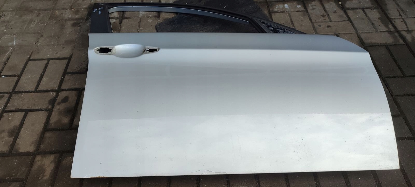 door front front right BMW E90 E91 354 354/7 TITAN SILBER