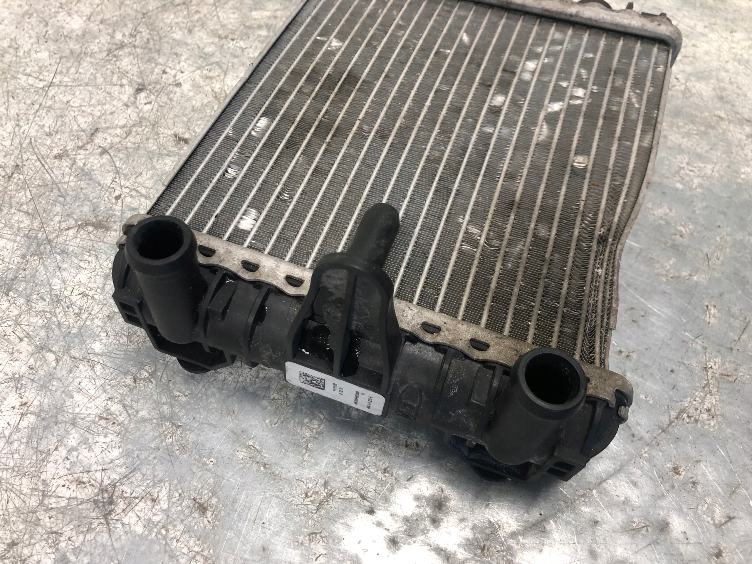 AUDI Q5 II 80A supplementary water cooler 80A121212E
