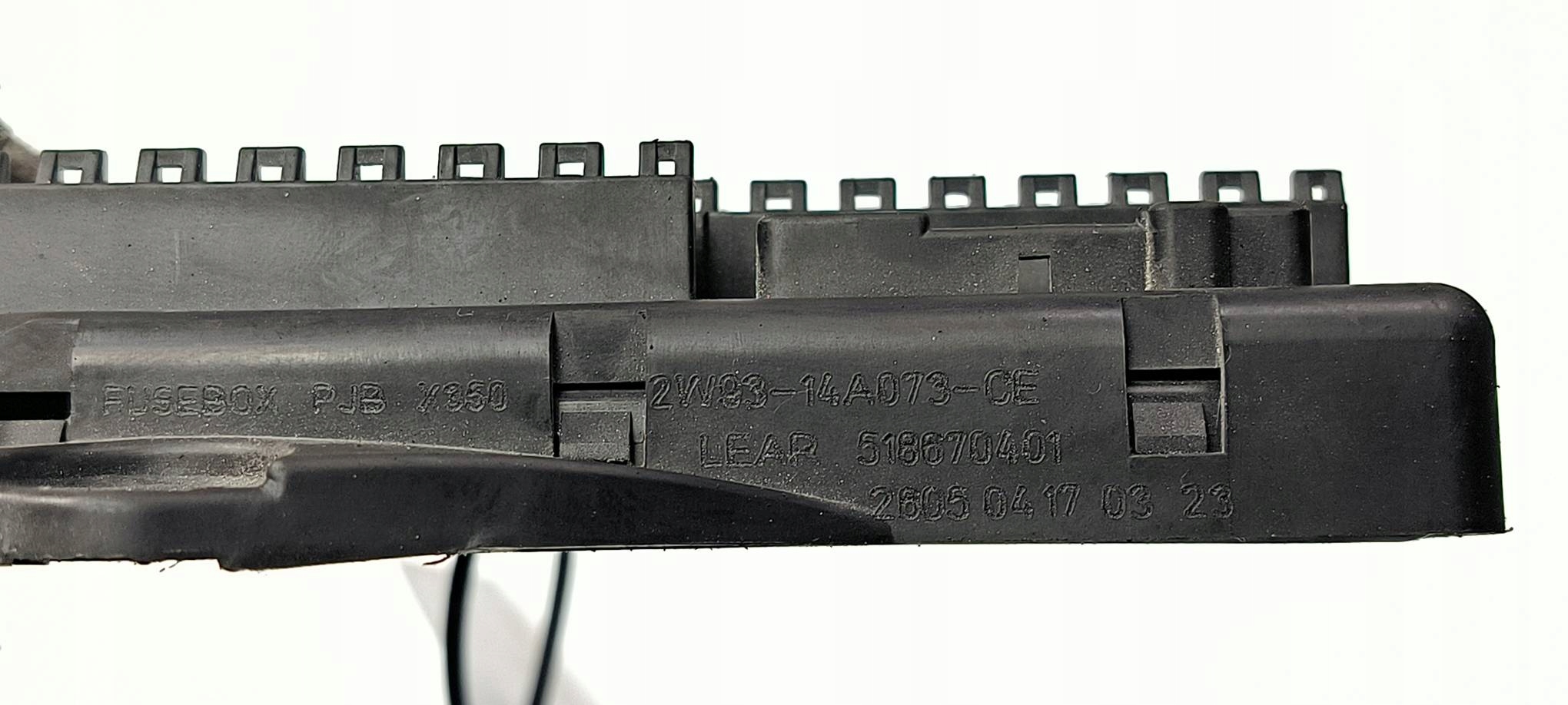 Module fusibles 2W93-14A073-CE JAGUAR XJ VII