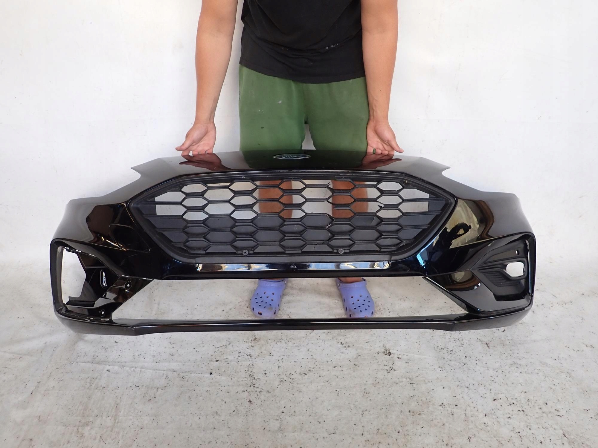 FORD FOCUS IV 4 MK4 ST LINE 18-21 bumper front front PDC