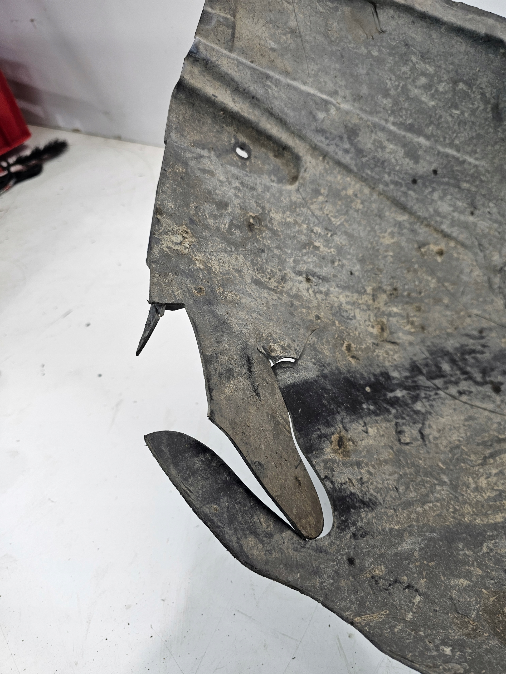 mudguard right front AUDI A3 8P 8P0821172E