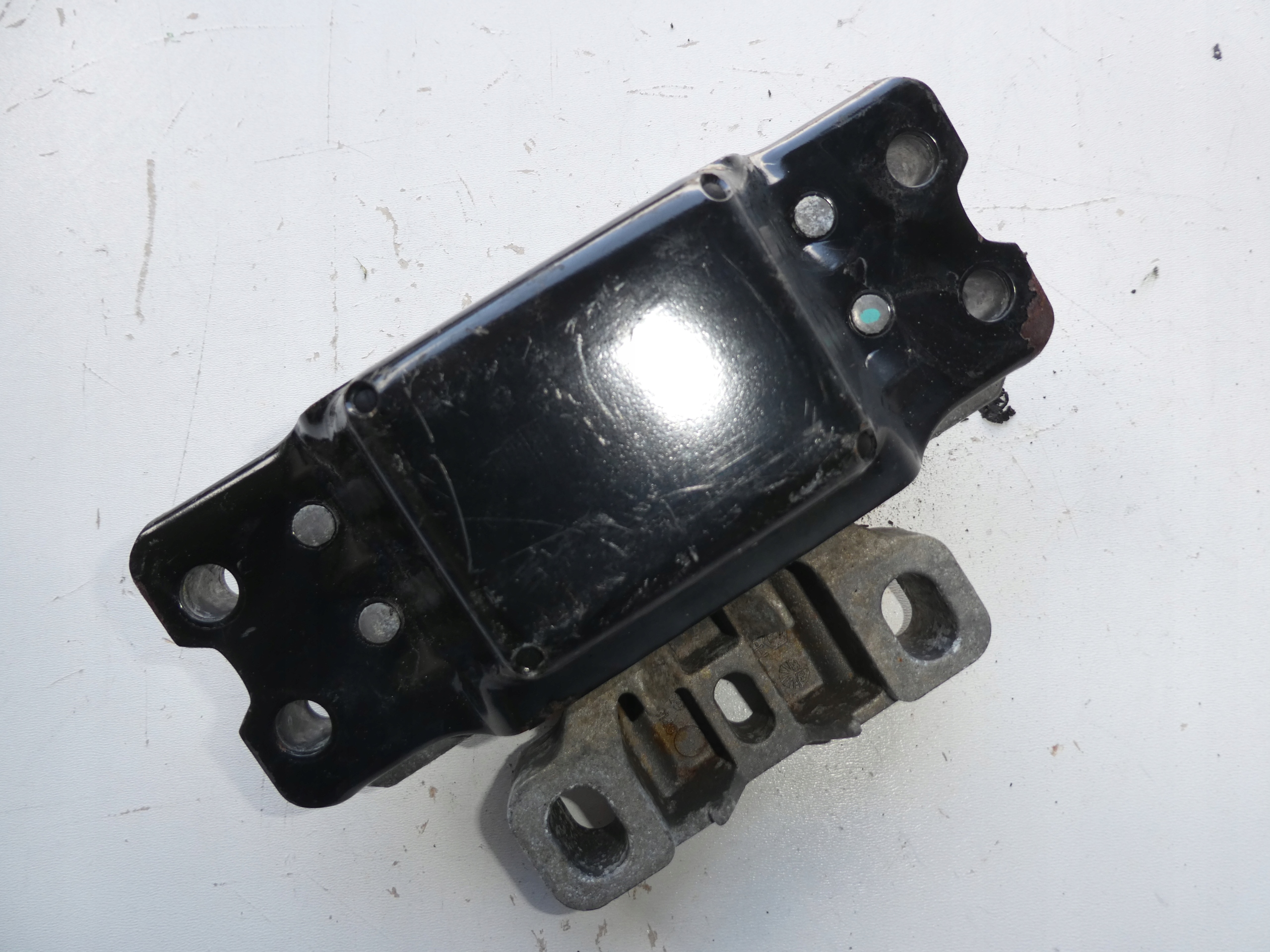 holder gearbox mounting 1K0199555L AUDI VW SEAT SKODA