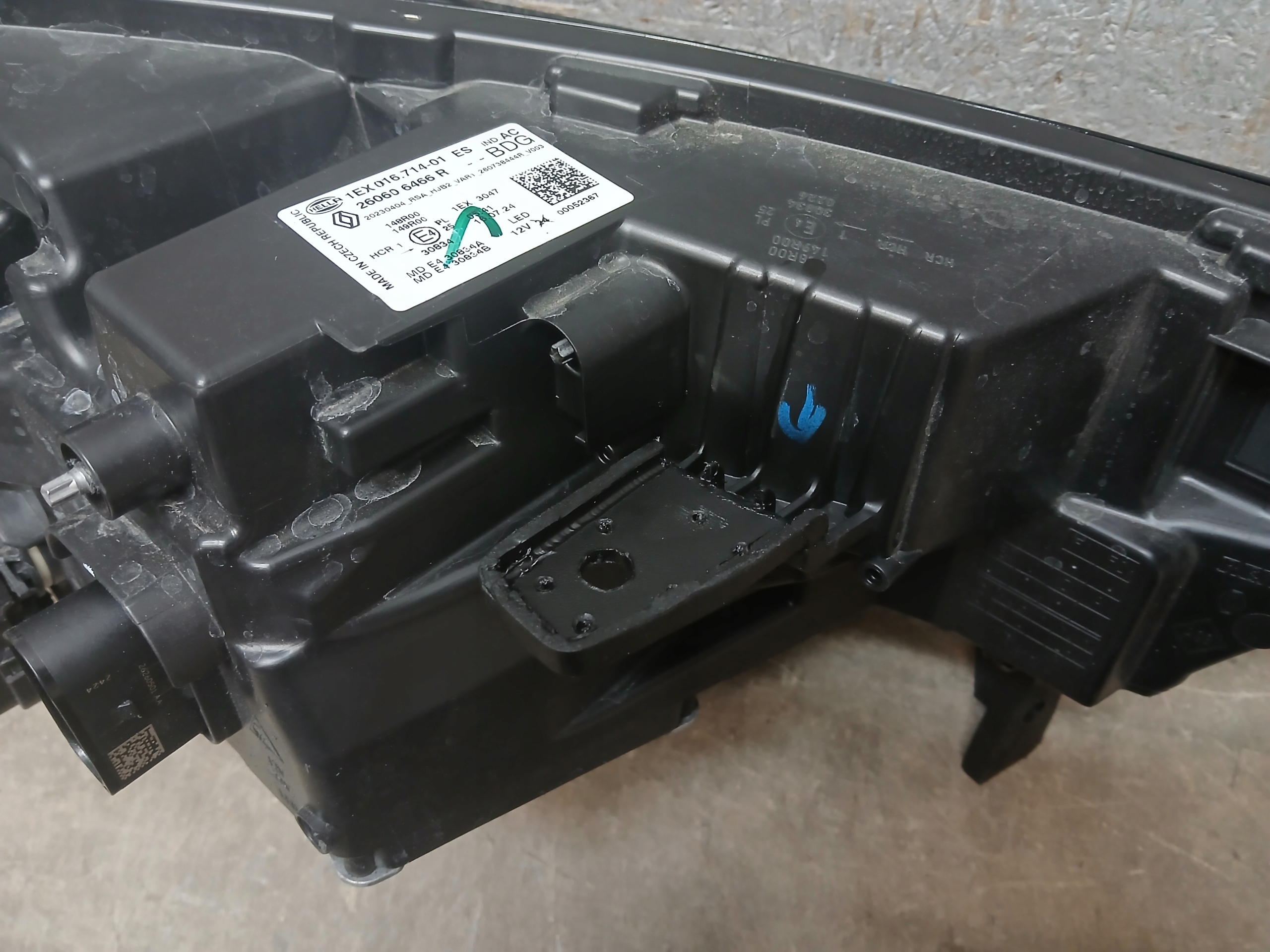 light front left RENAULT CAPTUR II 2 LIFT FULL LED 260606466R