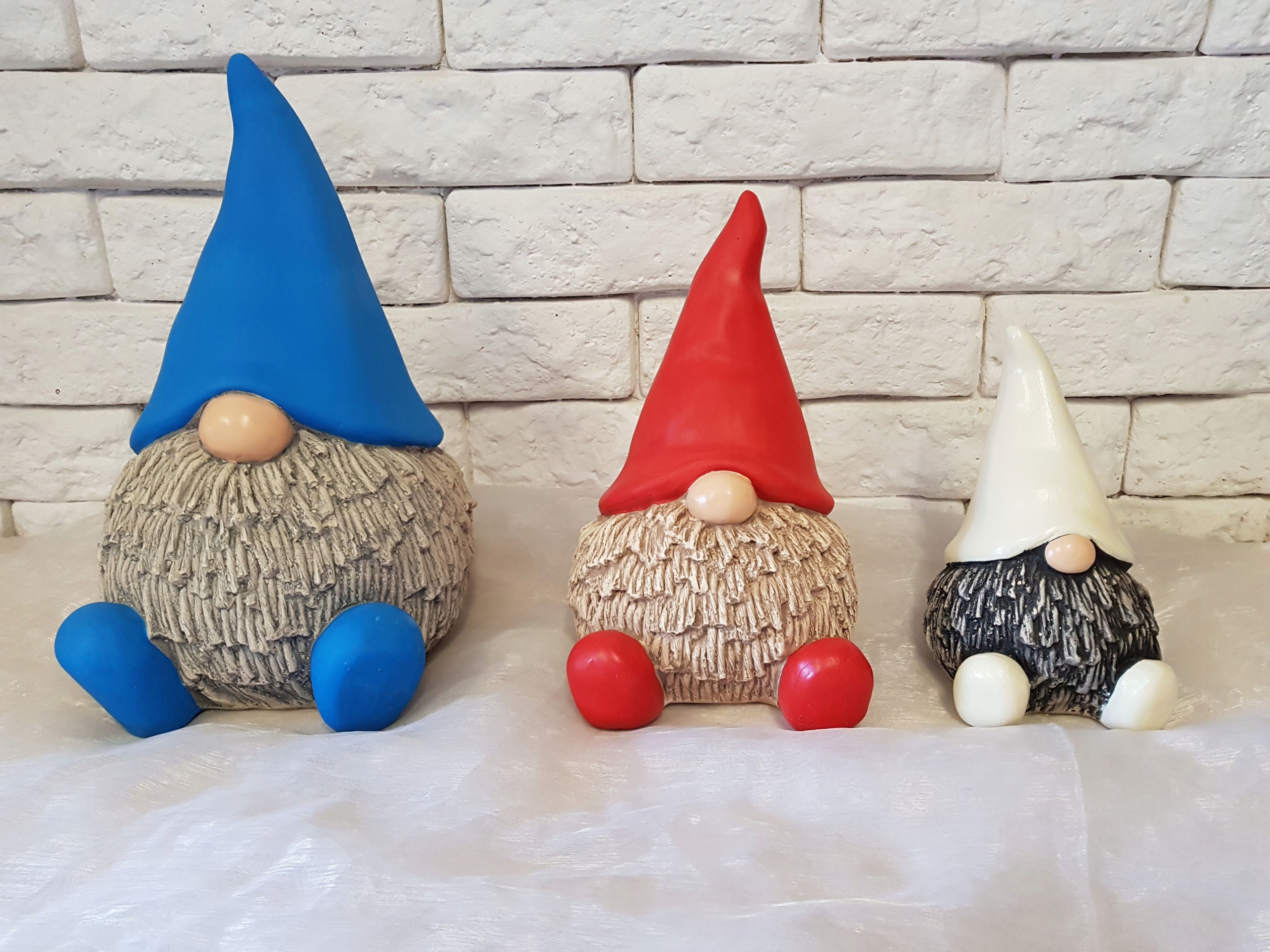 Figurki gipsowe skrzatów komplet do ogrodu domu Materiał wykonania inny