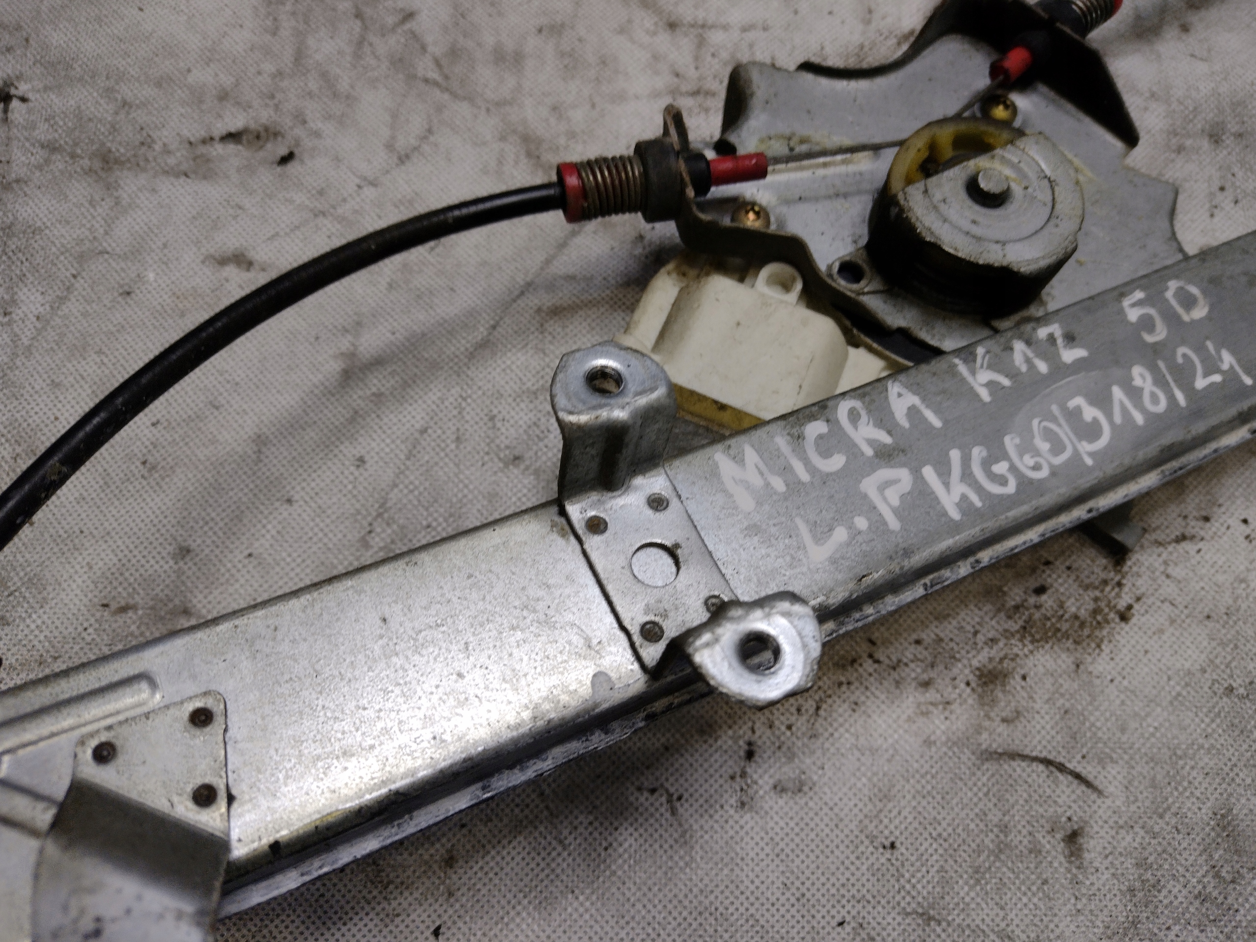window regulator left front Nissan Micra K12 5D