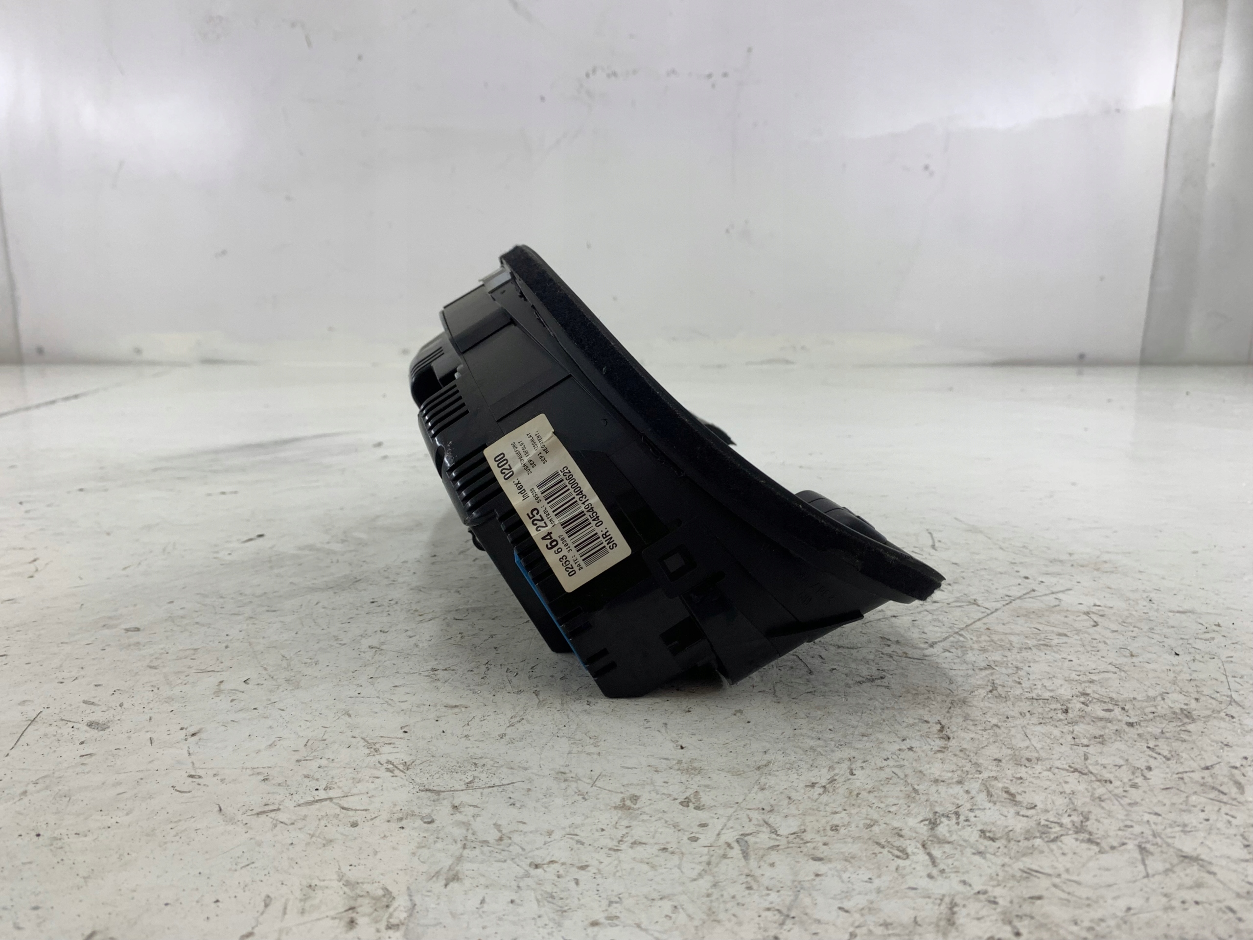 AUDI A4 B7 2.0 T dials dials 8E0920932A 0263664225
