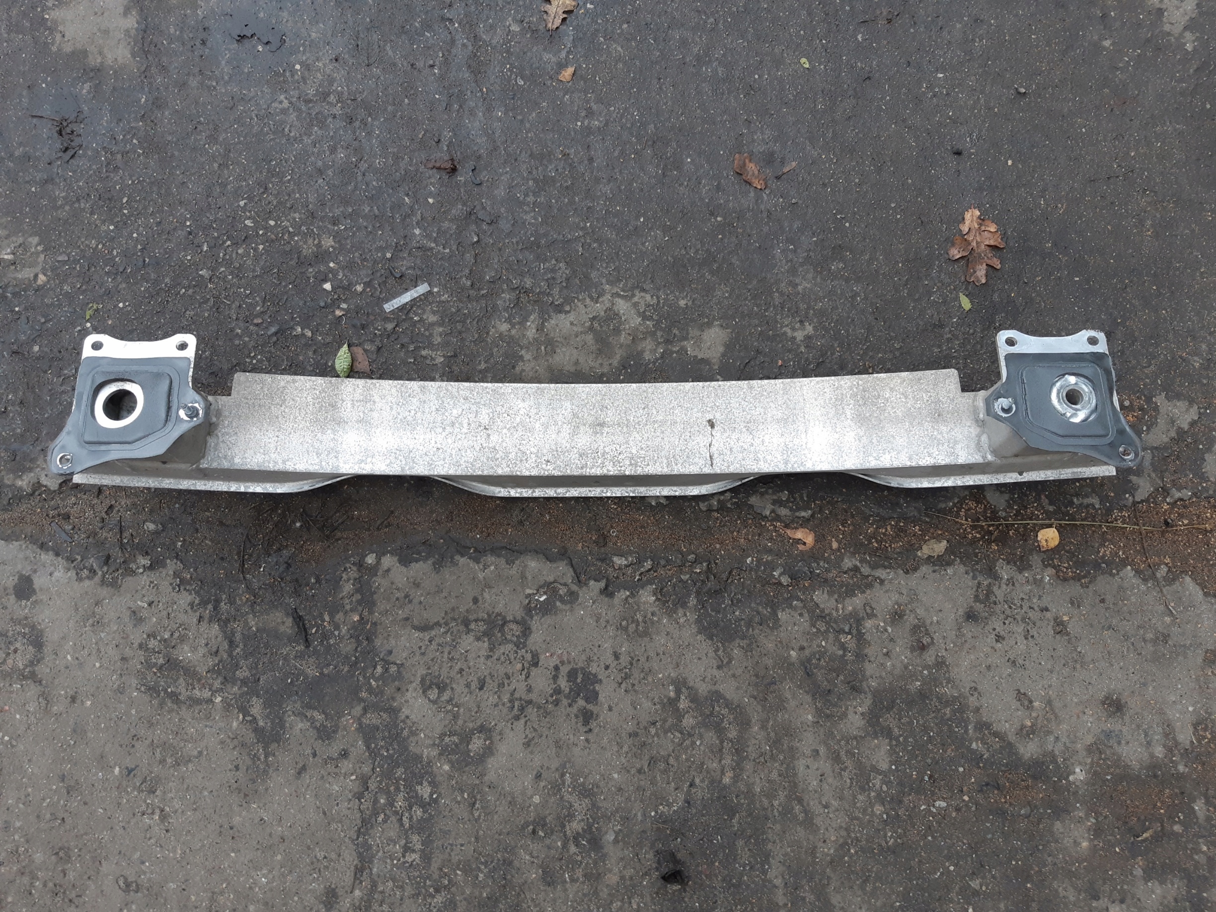 AUDI A7 4G bumper support rear part 4G8807309B