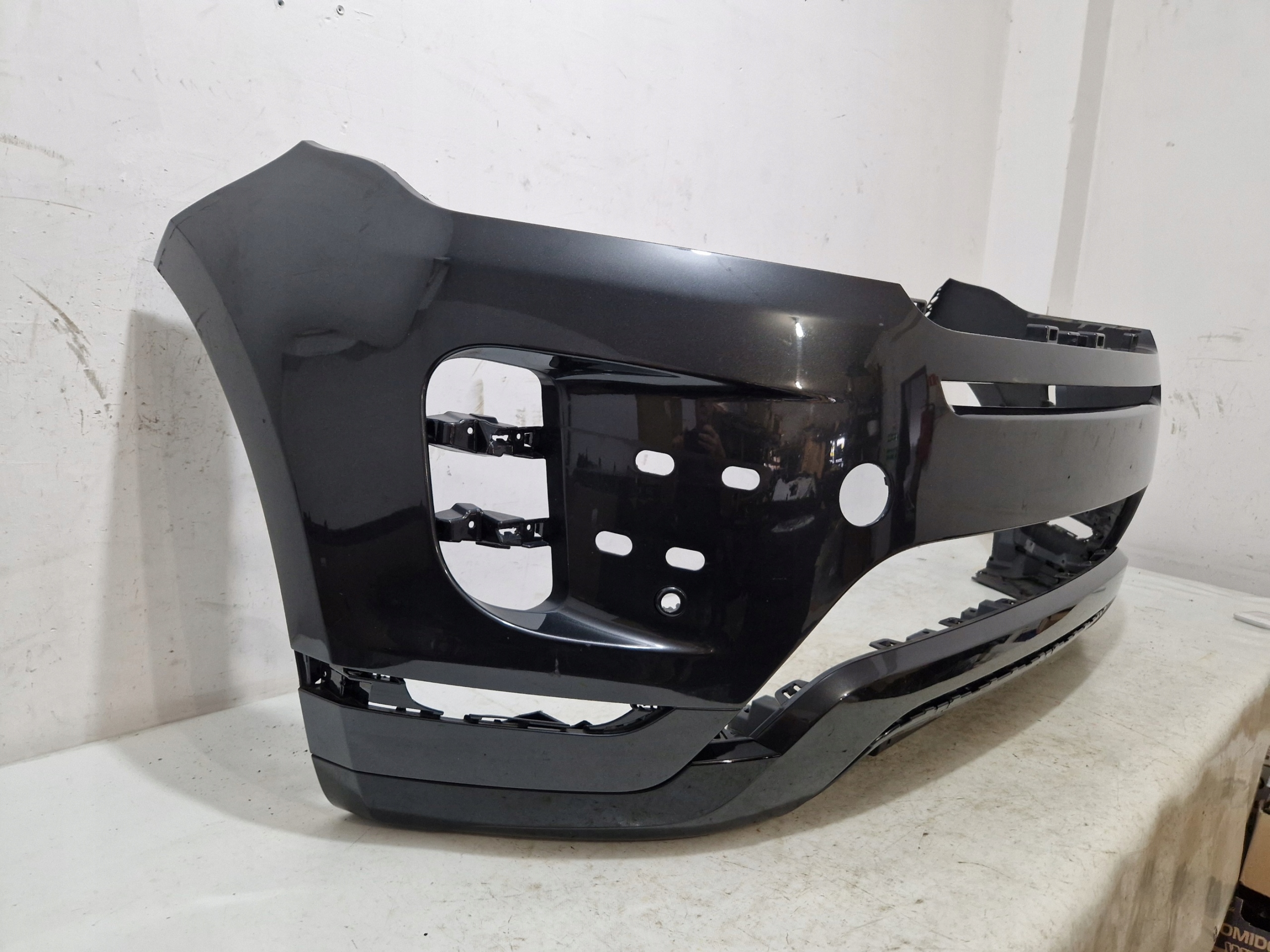 * RANGE ROVER EVOQUE II R DYNAMIC L551 bumper front front K8D217F775BB