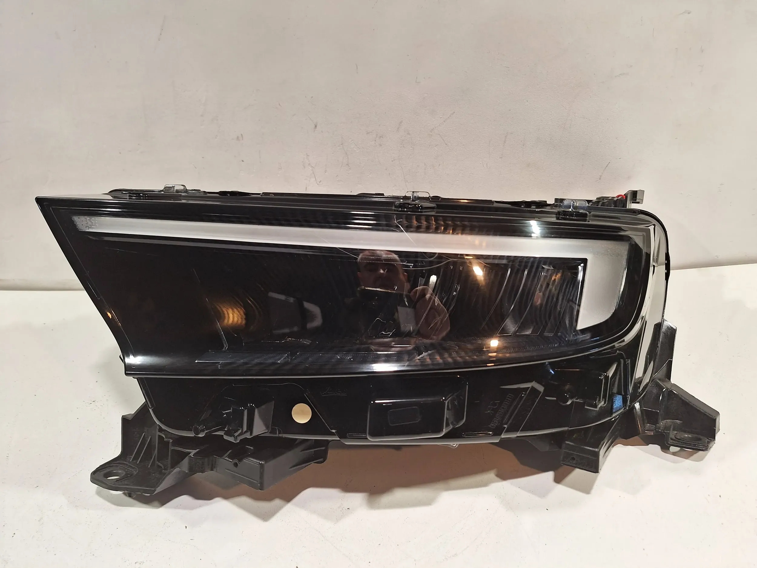light front left new VALEO FULL LED 9834008280 OPEL MOKKA B 20