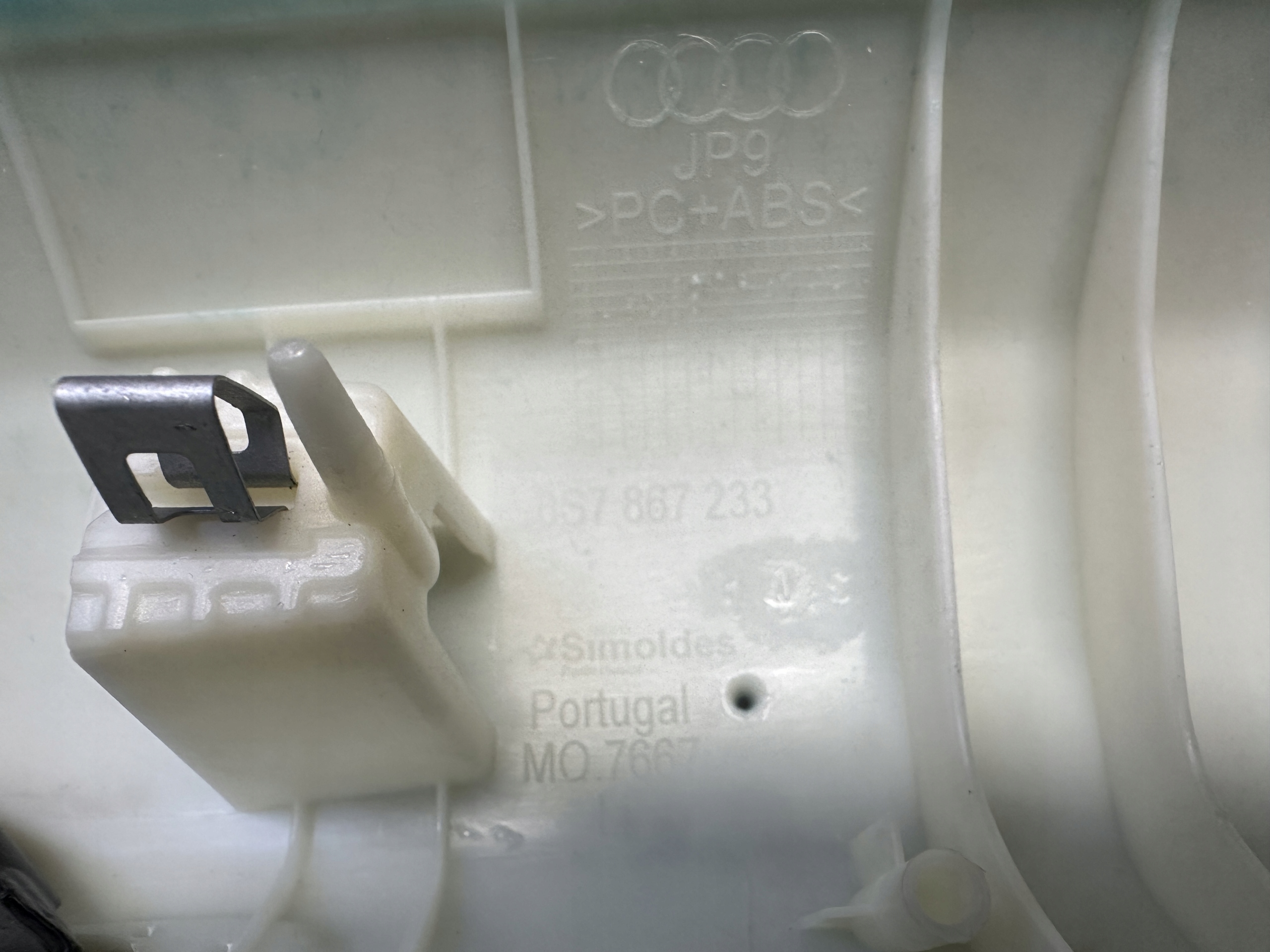 AUDI TT 8S CABRIO cover SLUPKA A left 8S7867233