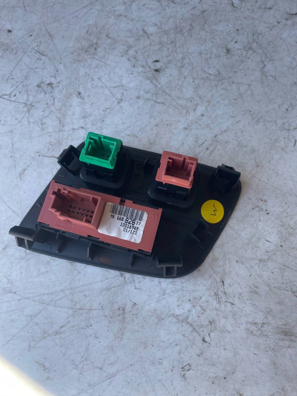 switch PANEL ESP ASYSTENTA PDC CITROEN C4 II B7 9666882877
