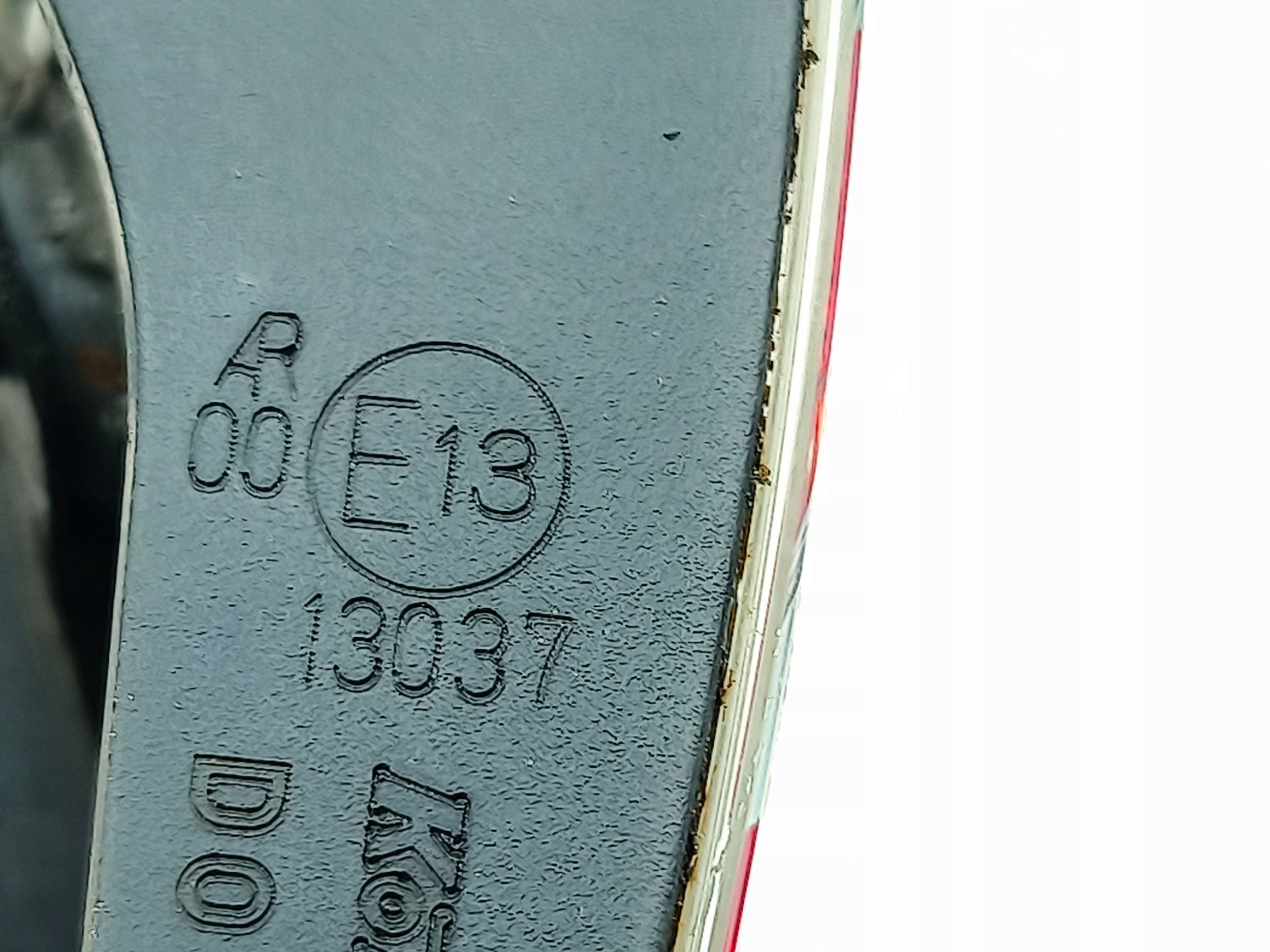 lexus CT 200H 2012 фонарь в багажнике