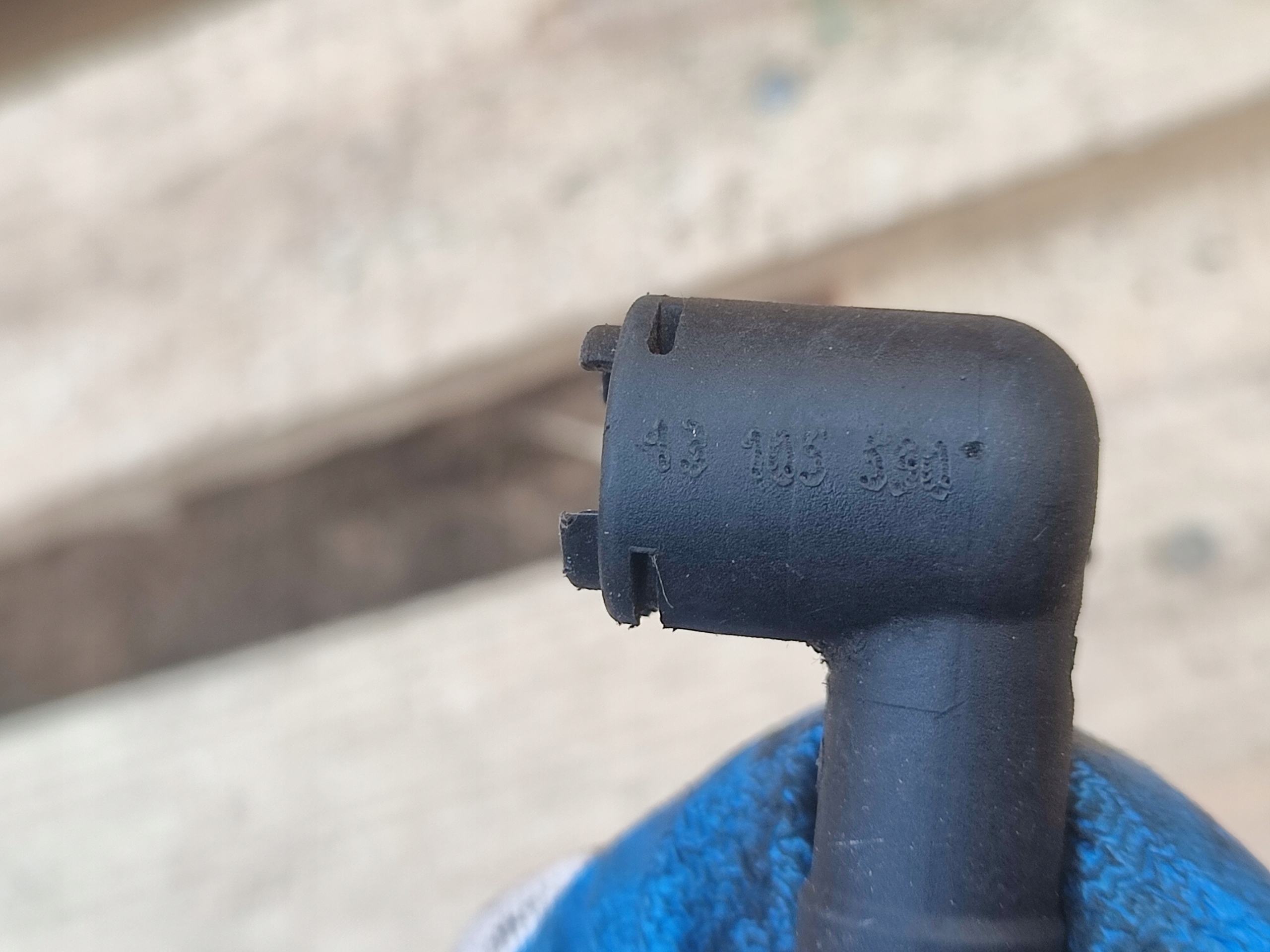 Odpowietrznik der Kupplung Opel 13105590