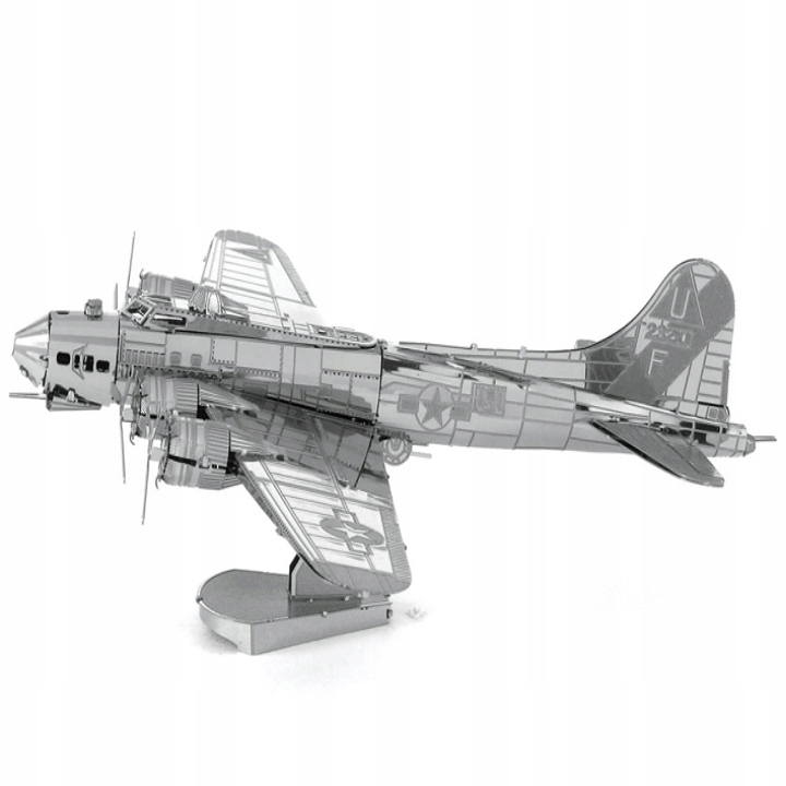 

Metal Earth B-17 Flying Metalowy Model