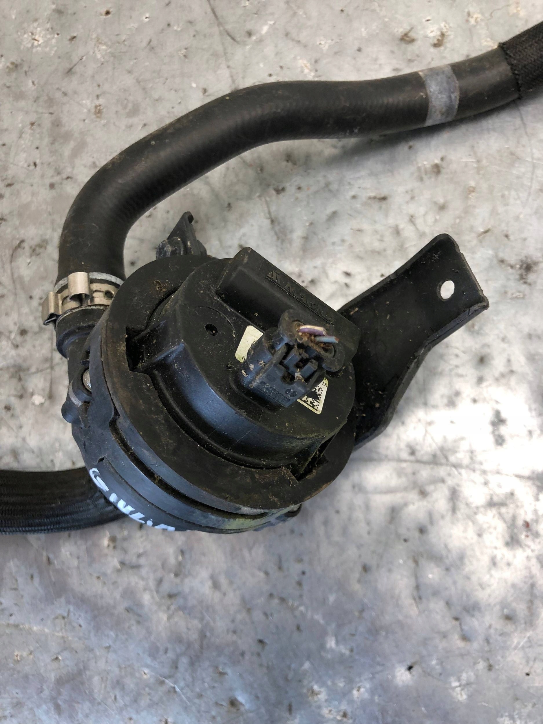 pumpa vode ALFA ROMEO GIULIA 00505528600