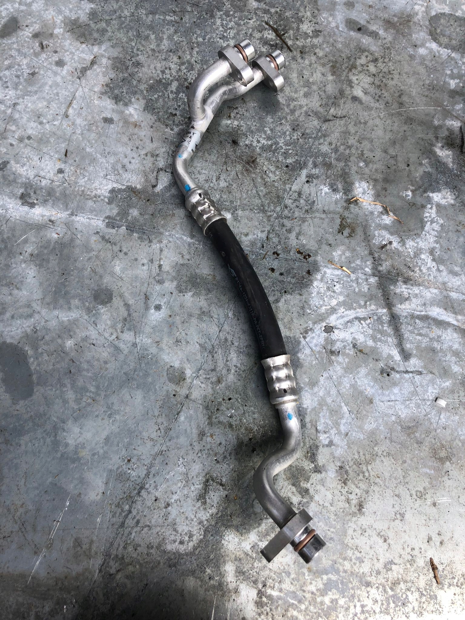 ТРУБКА КОНДИЦІОНЕРА RENAULT ZOE 924467761R