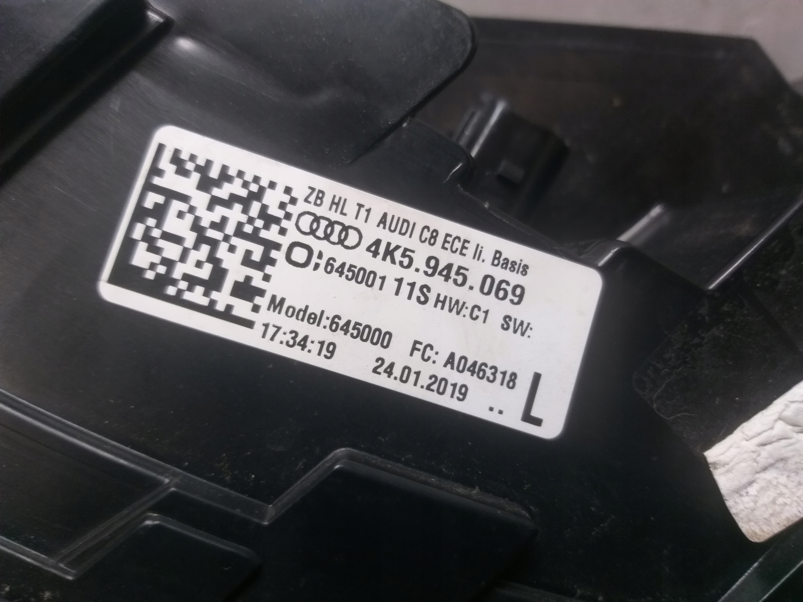 LIGHT REAR PART LEFT AUDI A6 C8 SEDAN LED 4K5945069