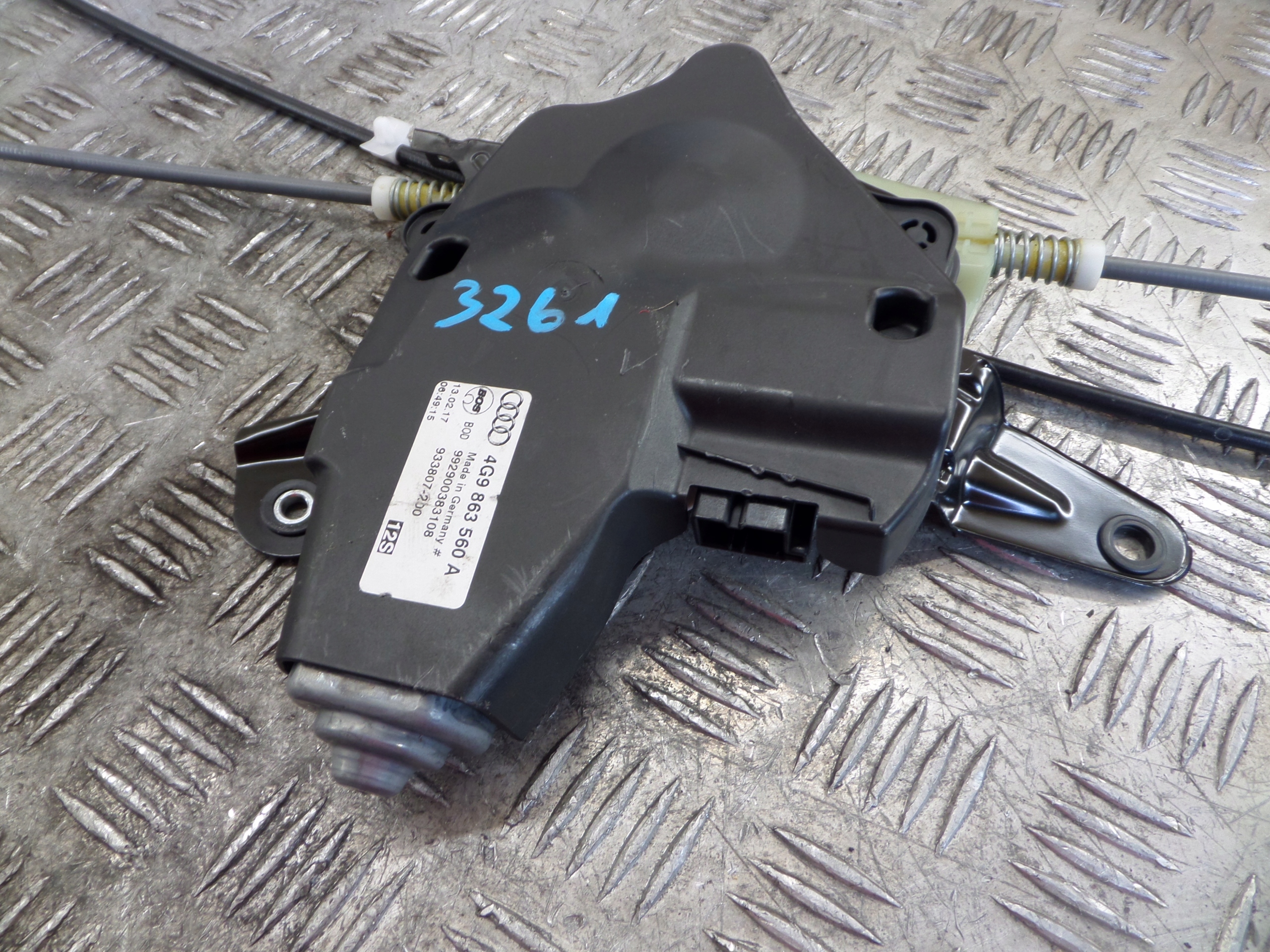 A6 C7 LIFT mechanism ROLETY boot 4G9863560A