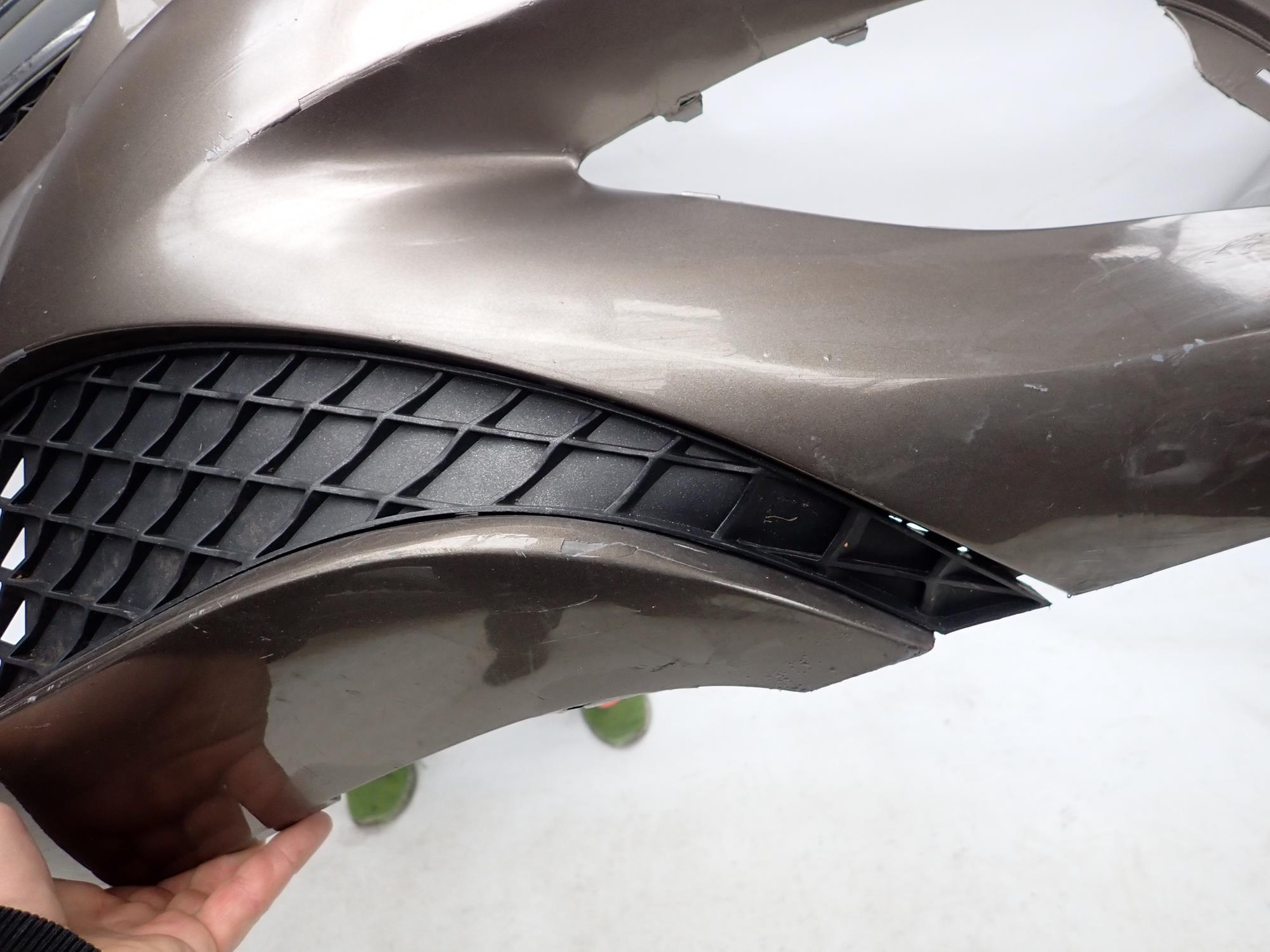 MERCEDES A-KLASA III 3 W176 12-15 bumper front front washer 6XPDC
