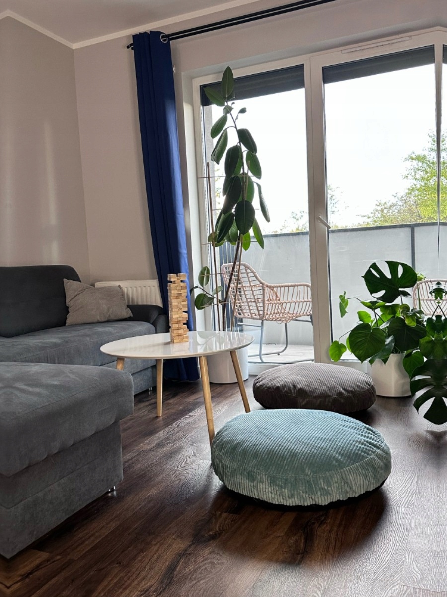 Nowoczesna pufa okrągła poduszka podnóżek sztruks szary roller 70x70 cm Wysokość mebla 20 cm