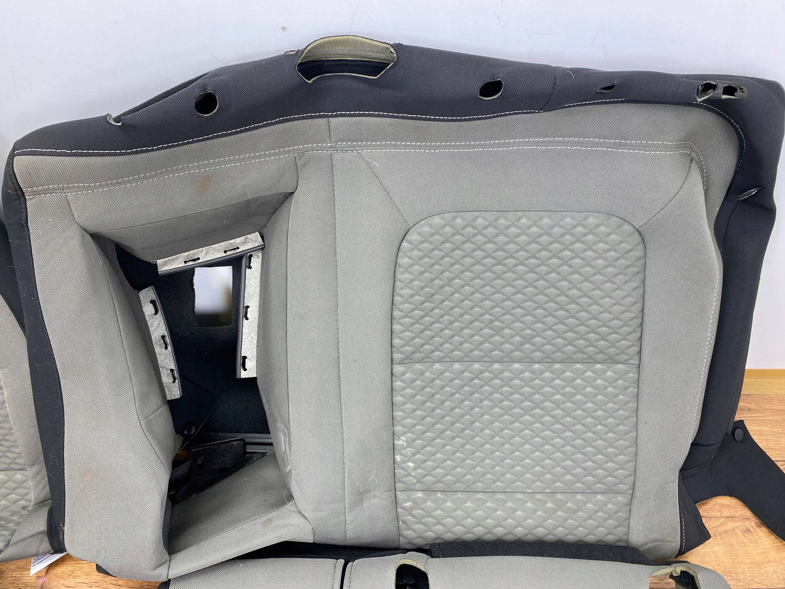 Sitz heck Blende Abdeckung verkleidung material Ford Escape IV Kuga MK3 2020+