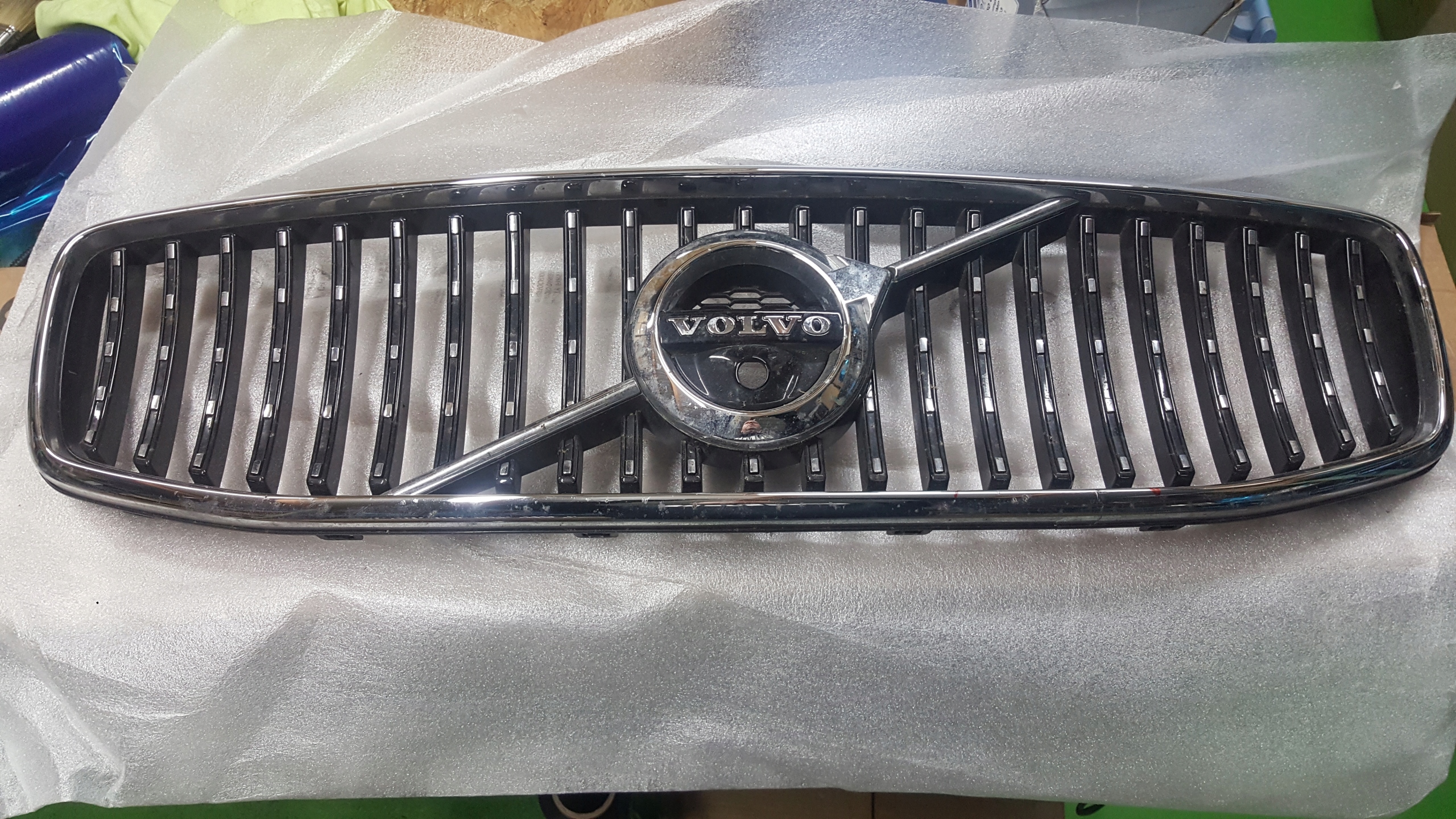 ATRAPA GRIL GRILL VOLVO V90 S90 S V 90 POD KAMERĘ