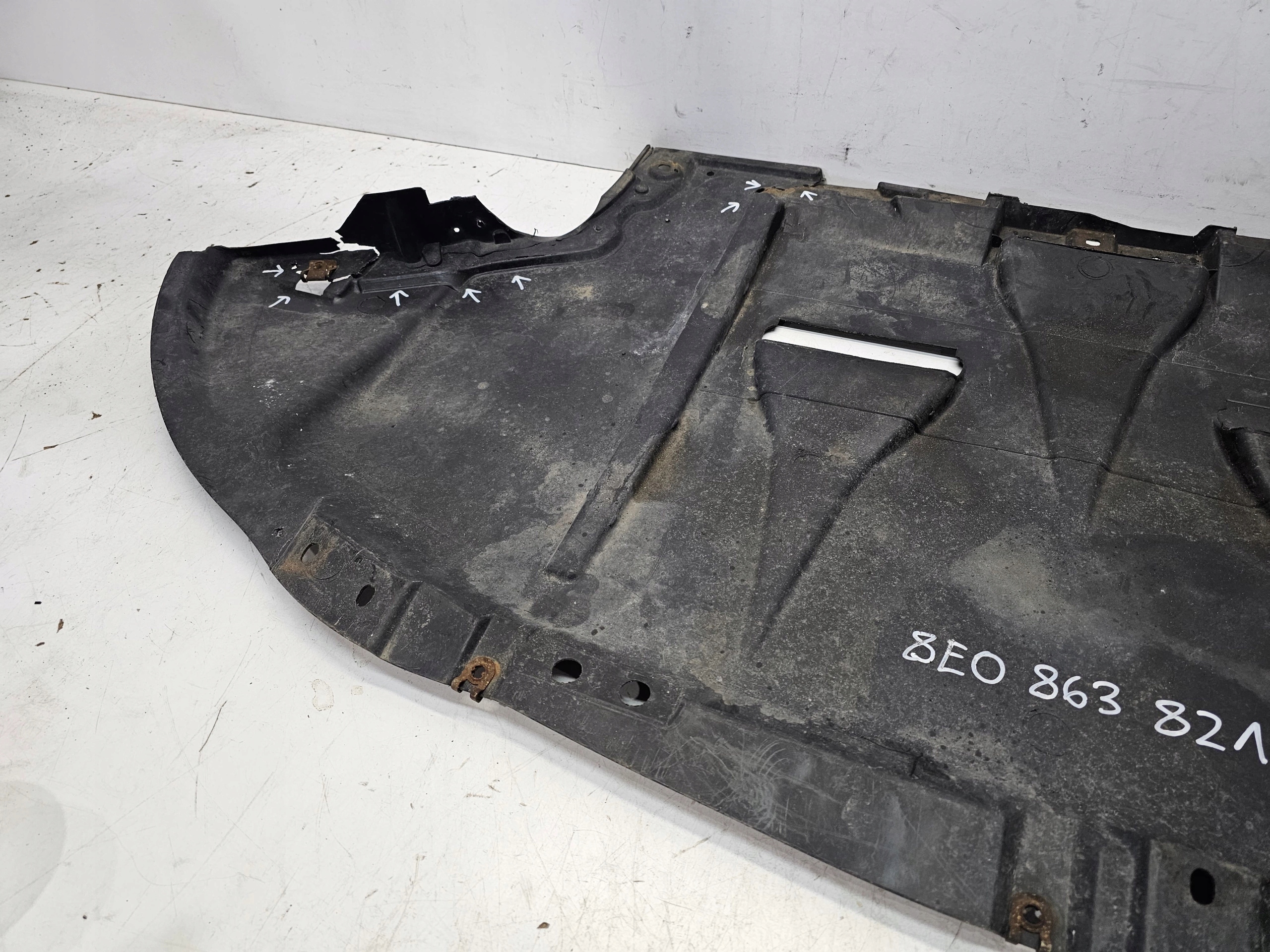 cover below engine cover AUDI A4 B6 B7 8E0863821BA