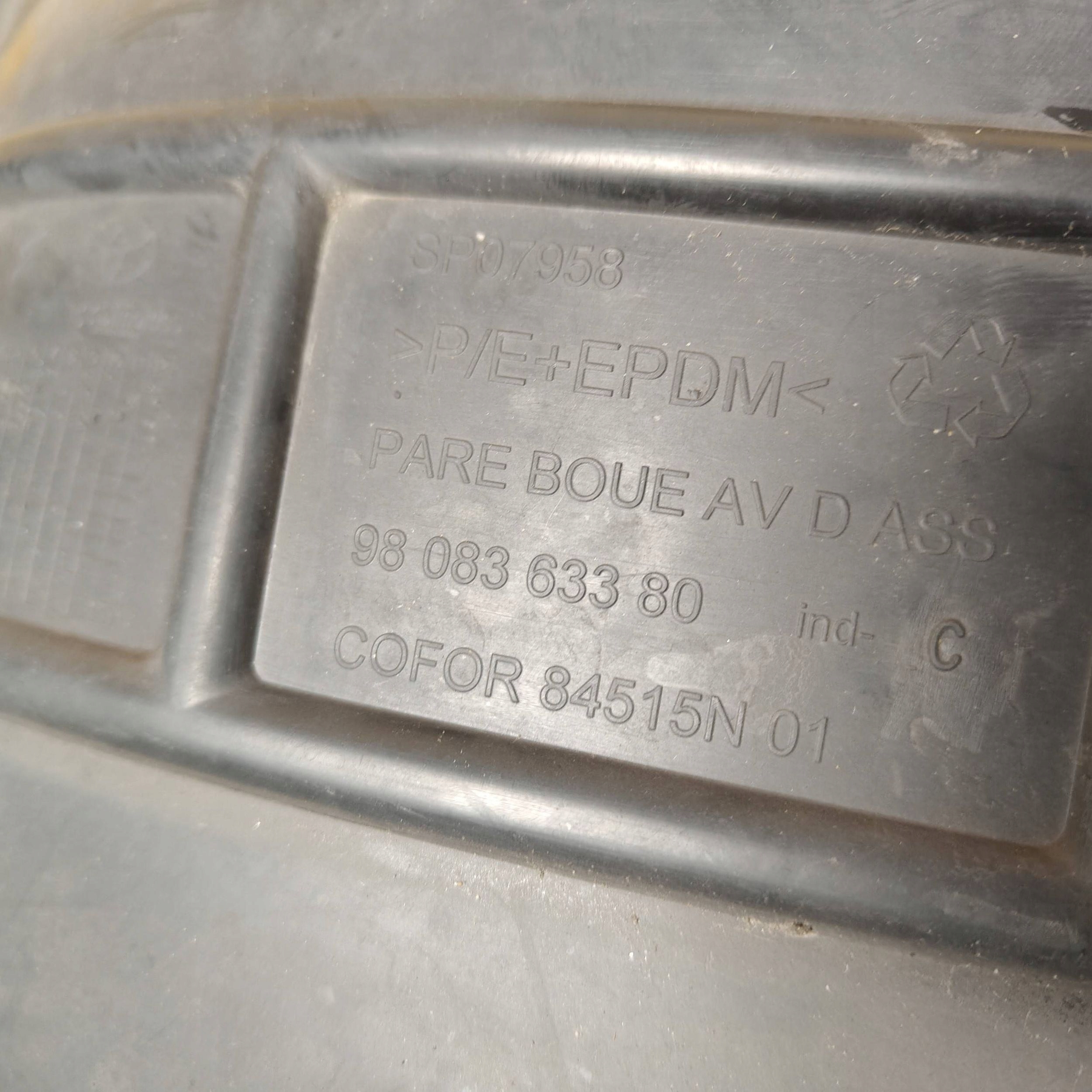 mudguard front front side right Citroen Jumpy 9808363380