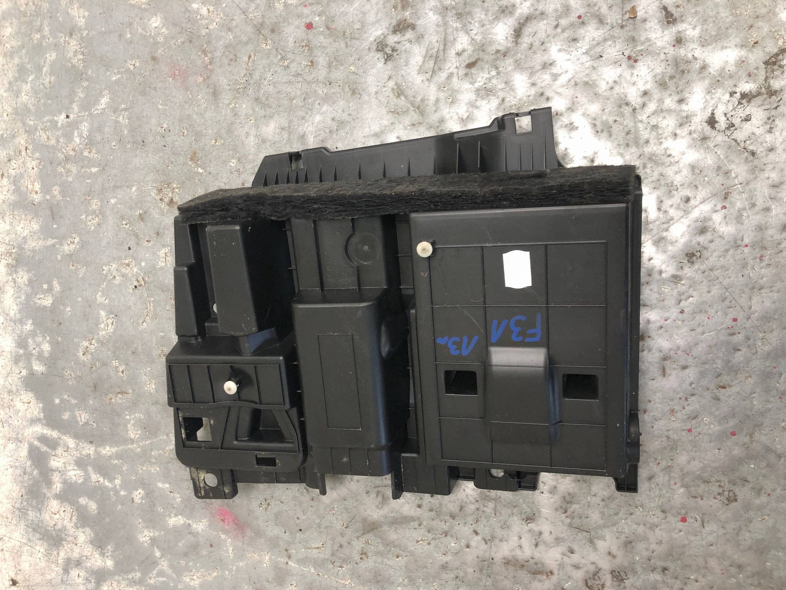 passenger compartment boot BMW F31 7239176