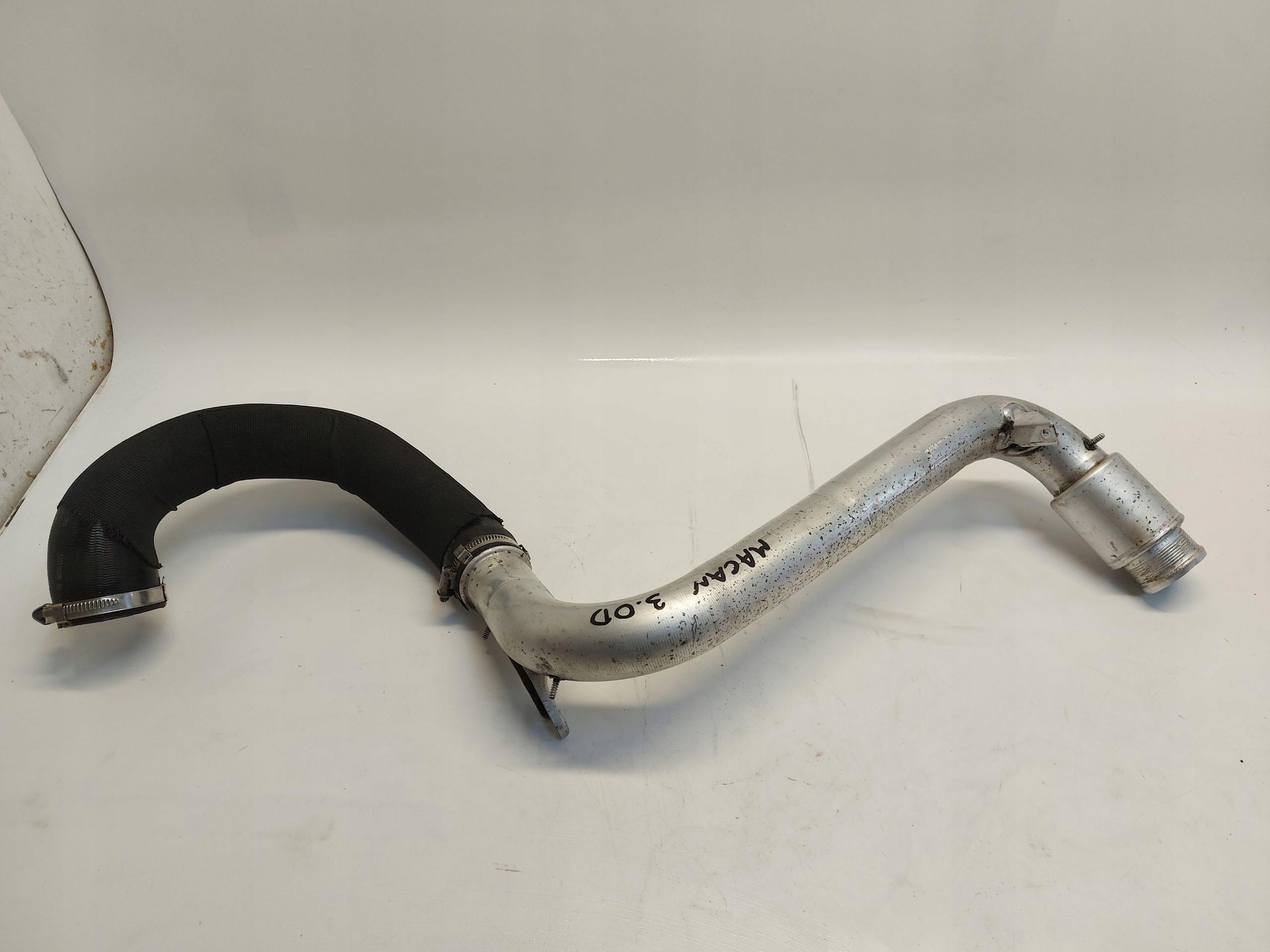 PORSCHE MACAN S 95B 3.0 TDI wiring pipe air 95B145790B