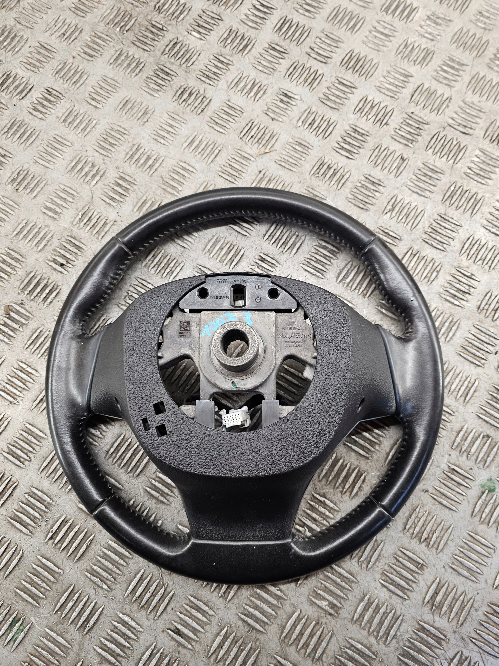 volan koža MULTI NISSAN QASHQAI II J11 34221157A