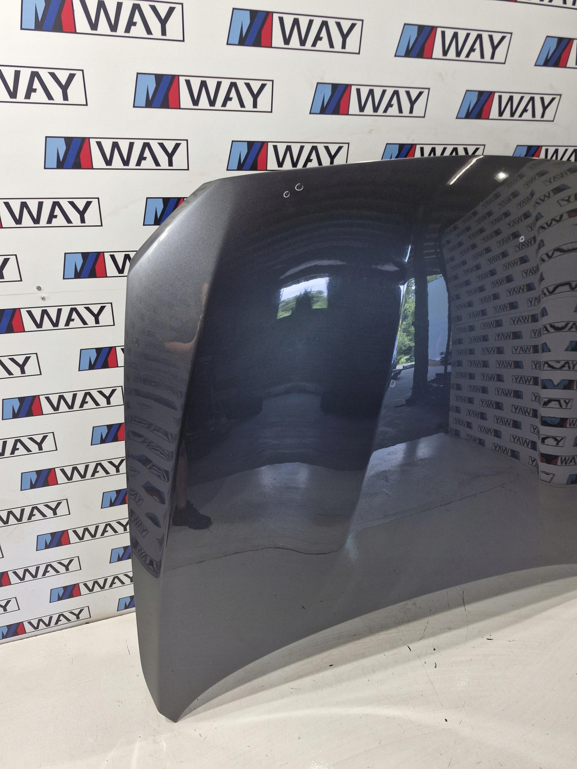 BMW F20 bonnet cover front B39